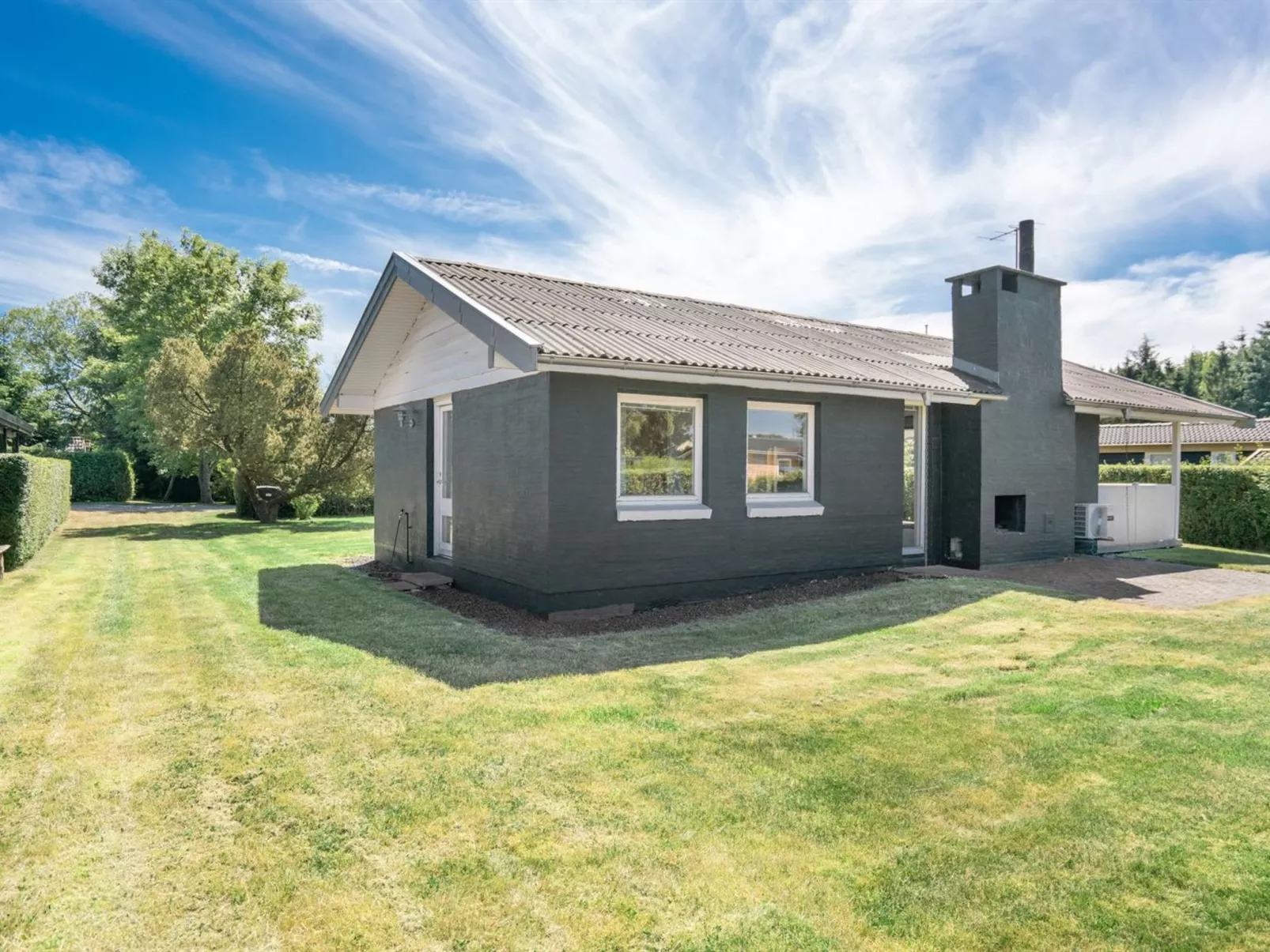 "Undine" - 300m from the sea-Outside