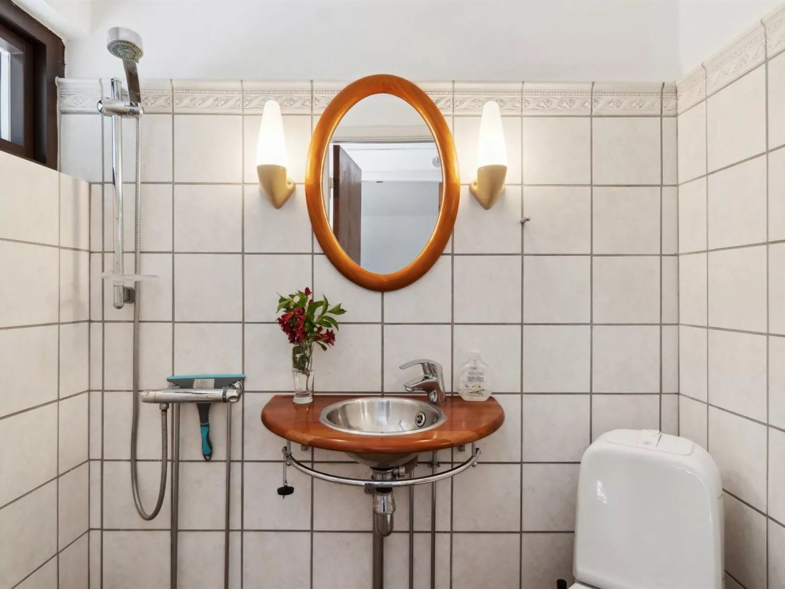 "Anssi" - 300m from the sea-Drinnen