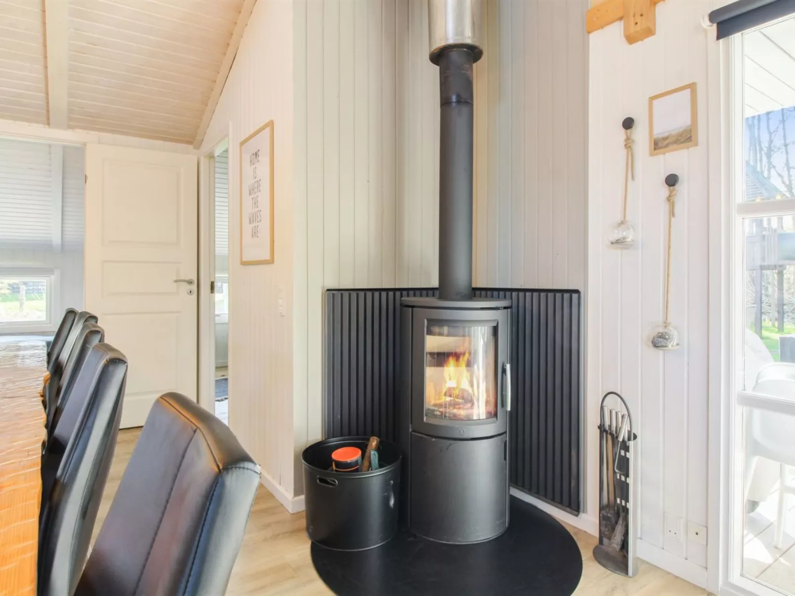 "Yessica" - 300m from the sea-Inside