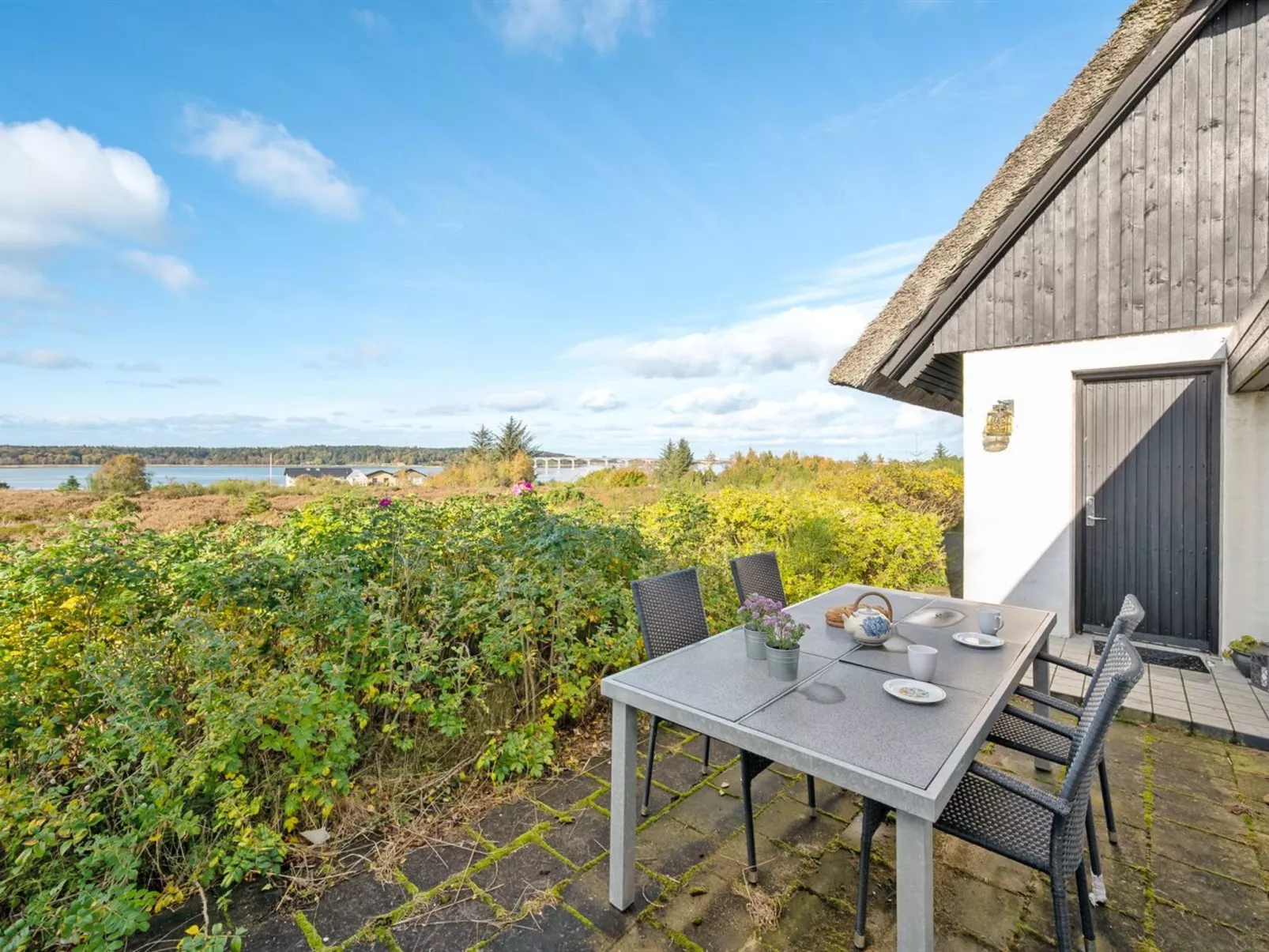 "Tordis" - 300m to the fjord-Draußen