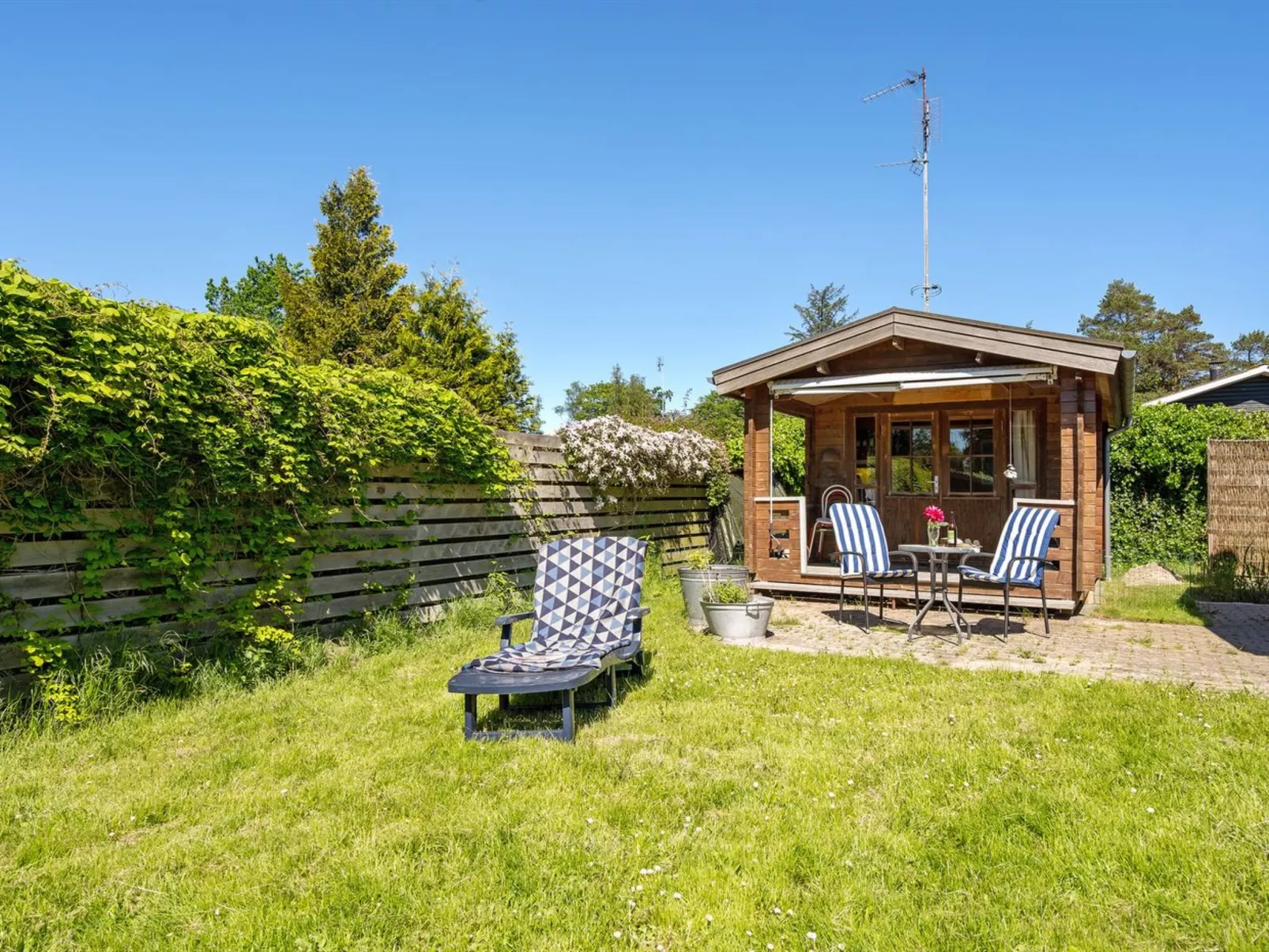 "Agda" - 100m from the sea-Outside