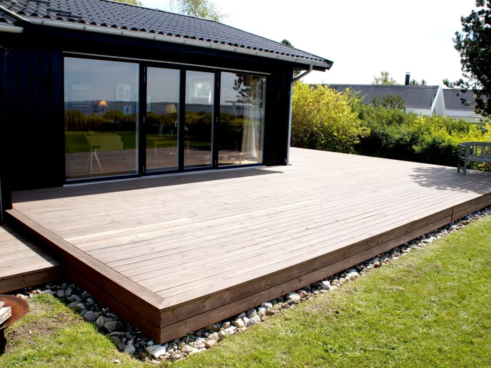 "Iadrik" - 85m to the fjord-Draußen