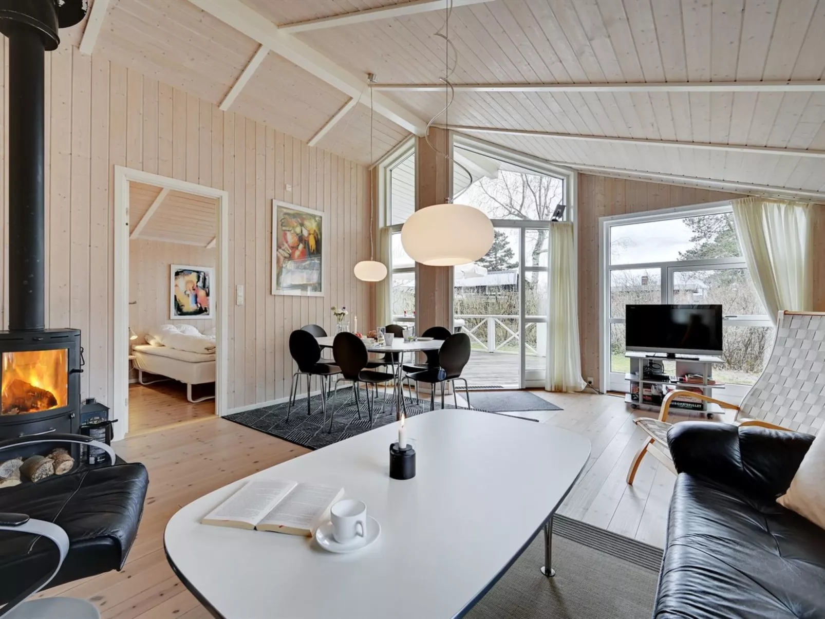 "Sitka" - 250m from the sea-Inside