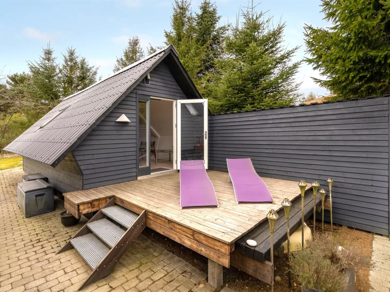 "Brunhild" - 300m to the fjord-Inside