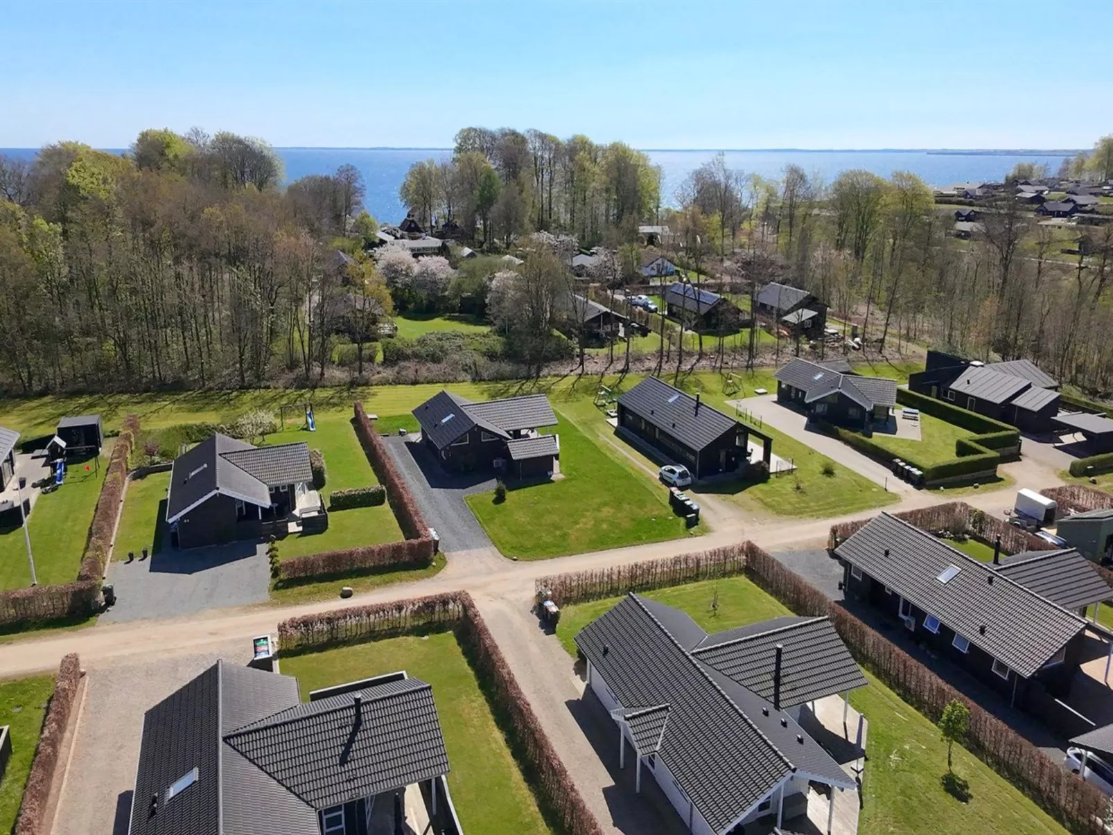 "Yakari" - 300m from the sea-Outside