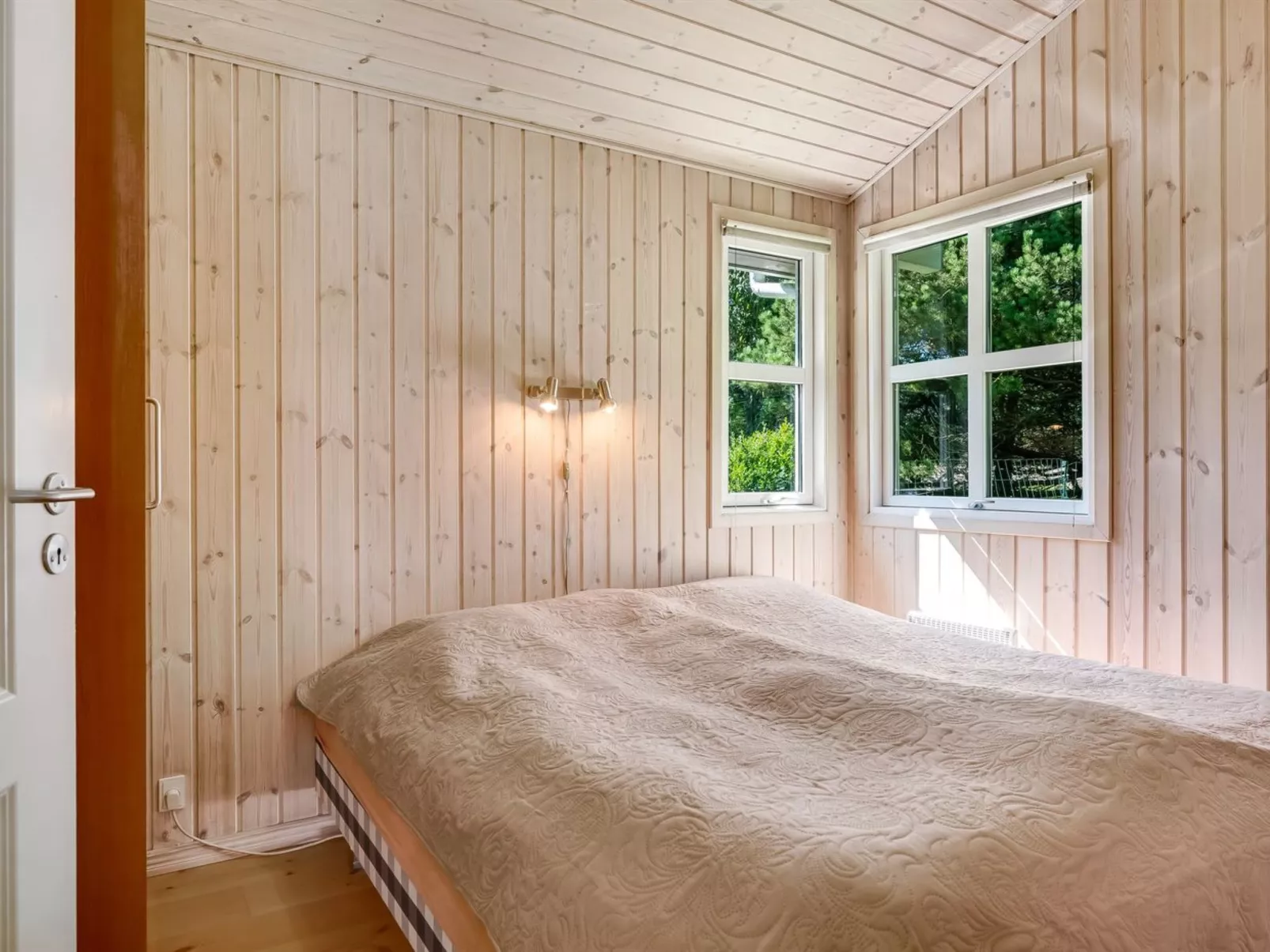 "Bina" - 1.9km from the sea-Inside