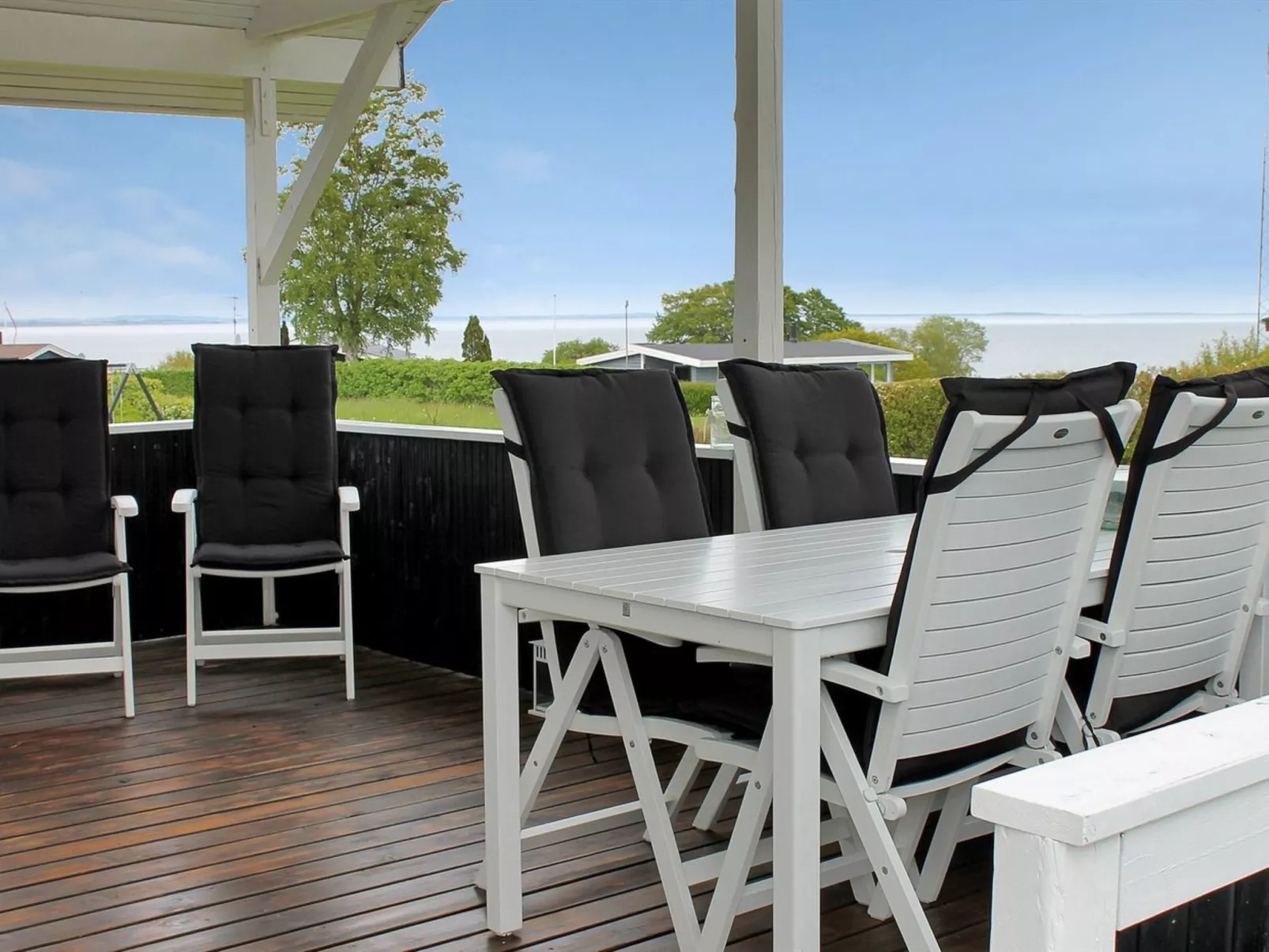 "Silka" - 250m from the sea-Draußen