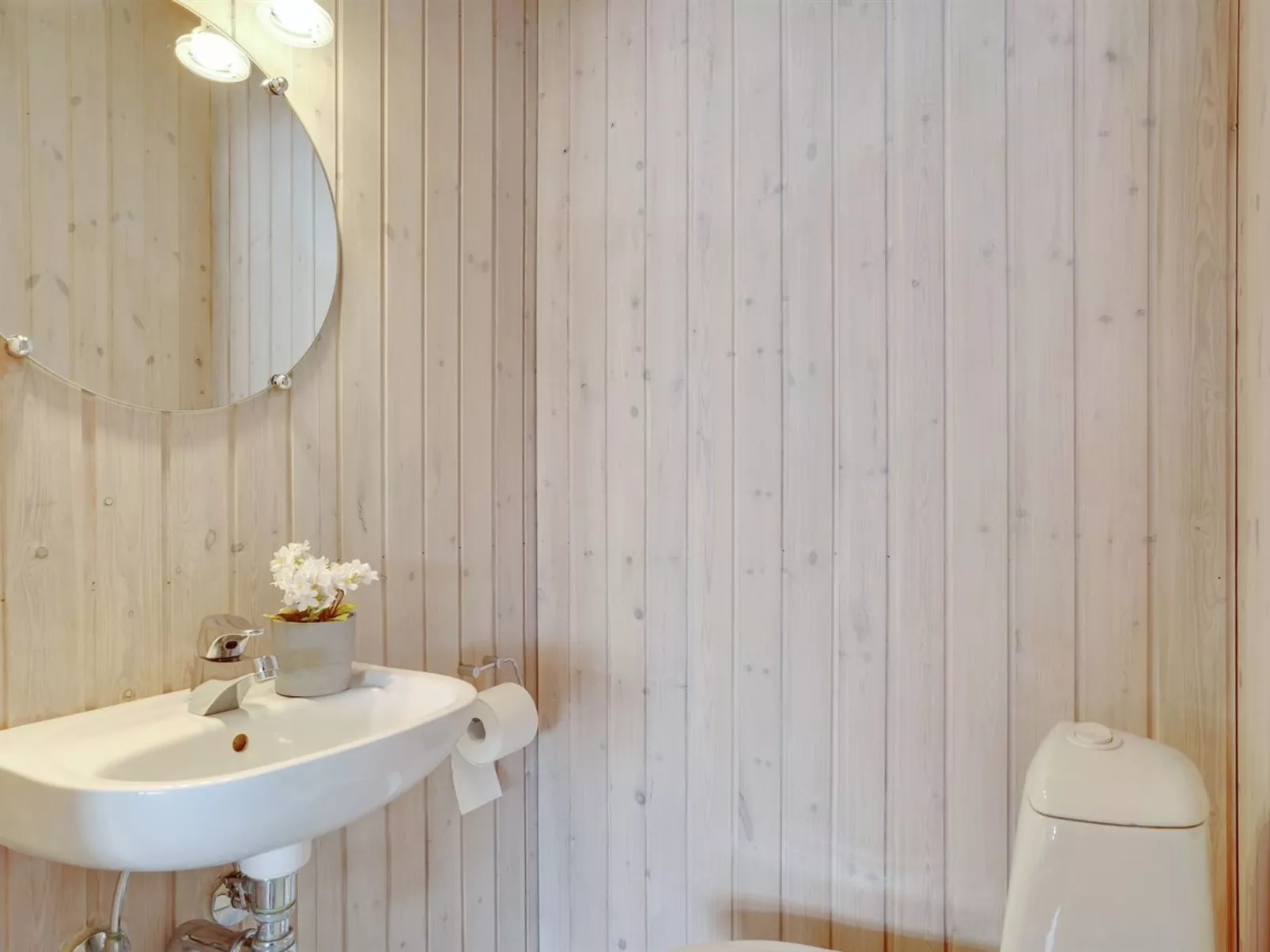 "Justiina" - 800m from the sea-Inside