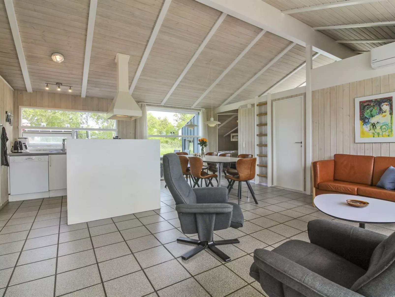 "Ilmo" - 950m from the sea-Inside