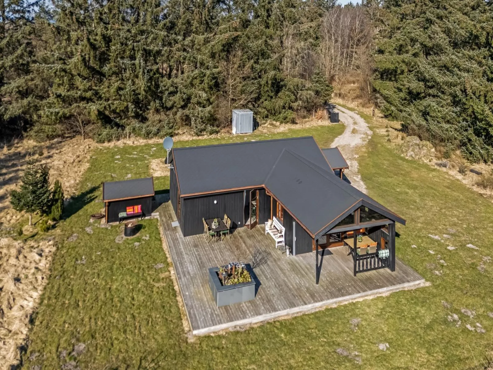 "Marla" - 1.1km from the sea-Outside