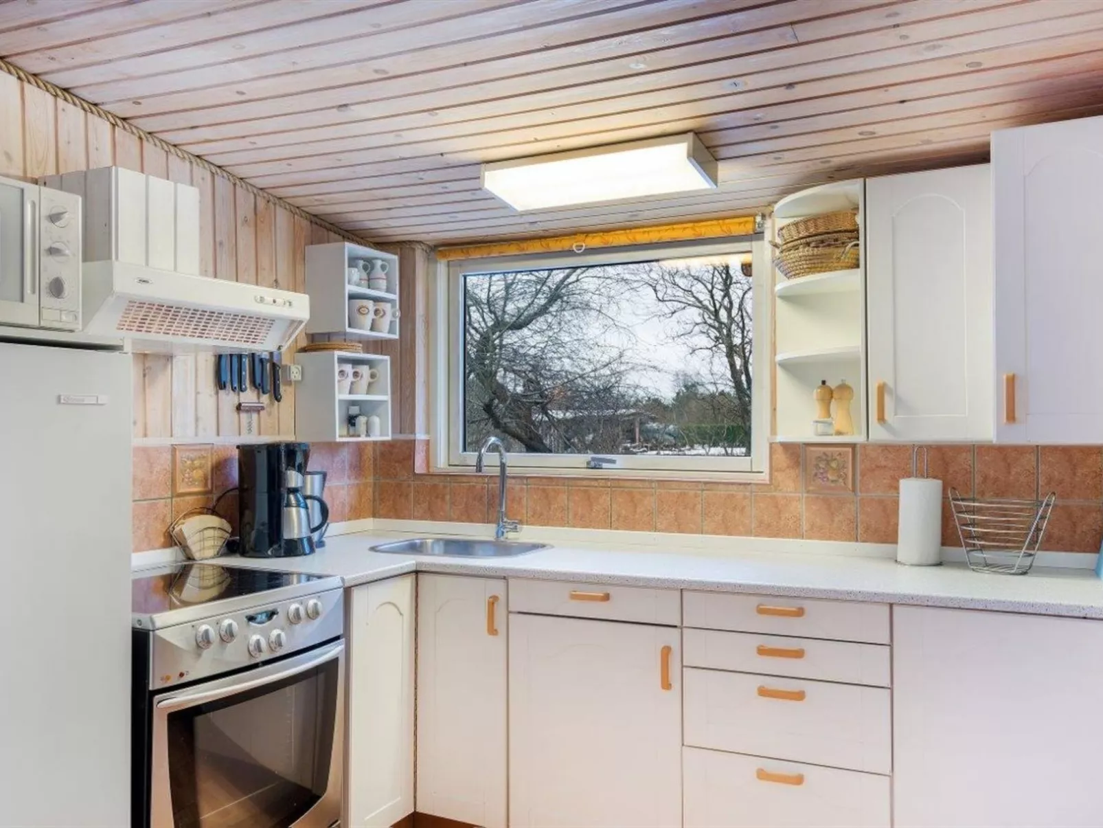 "Gonda" - 500m from the sea-Drinnen