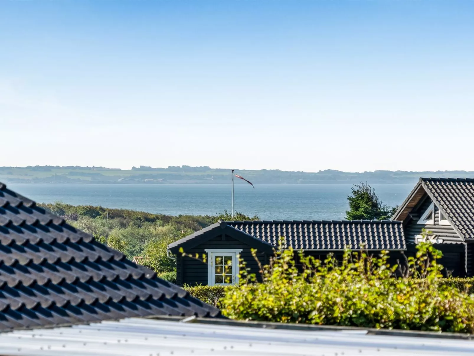 "Brynjolf" - 350m to the fjord-Outside