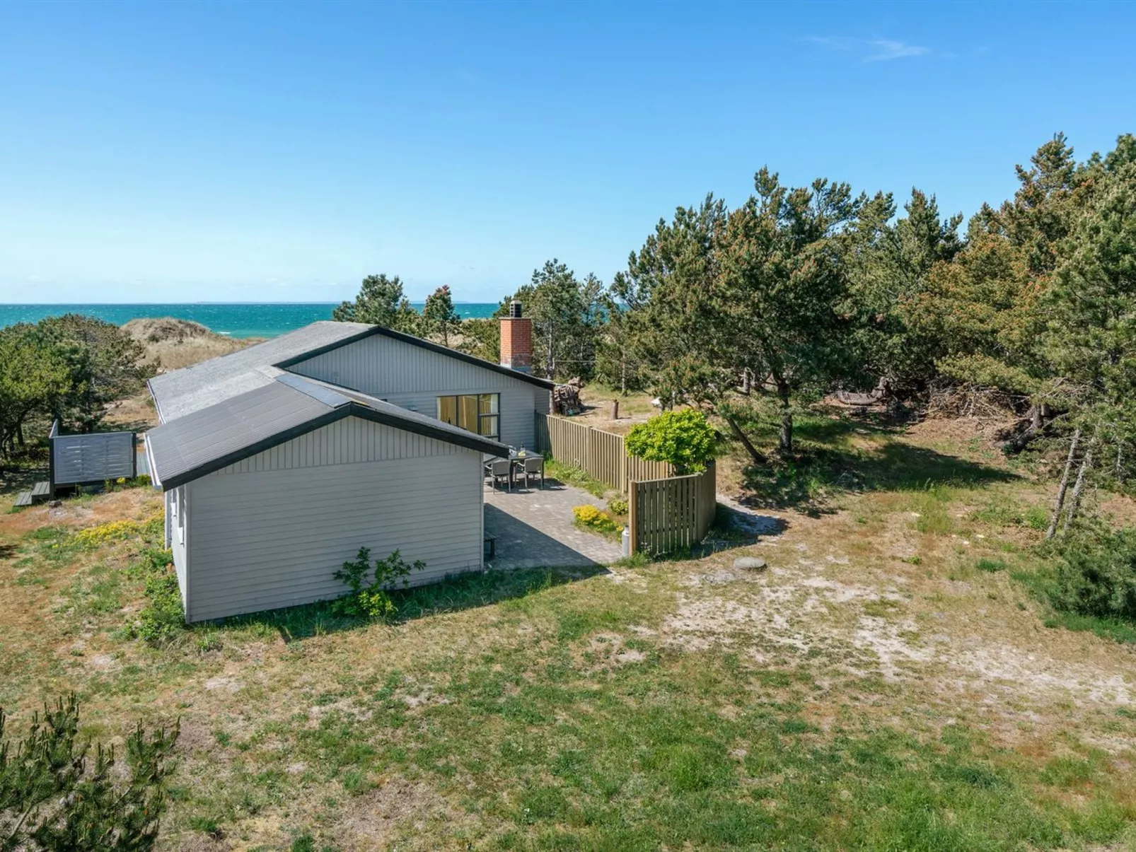 "Petersen" - 50m from the sea-Outside