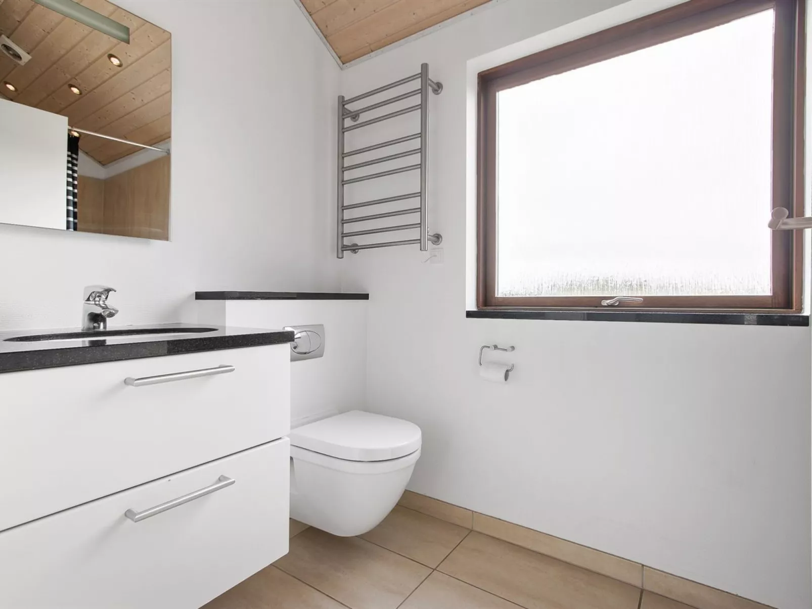 "Ilmatar" - 650m from the sea-Inside