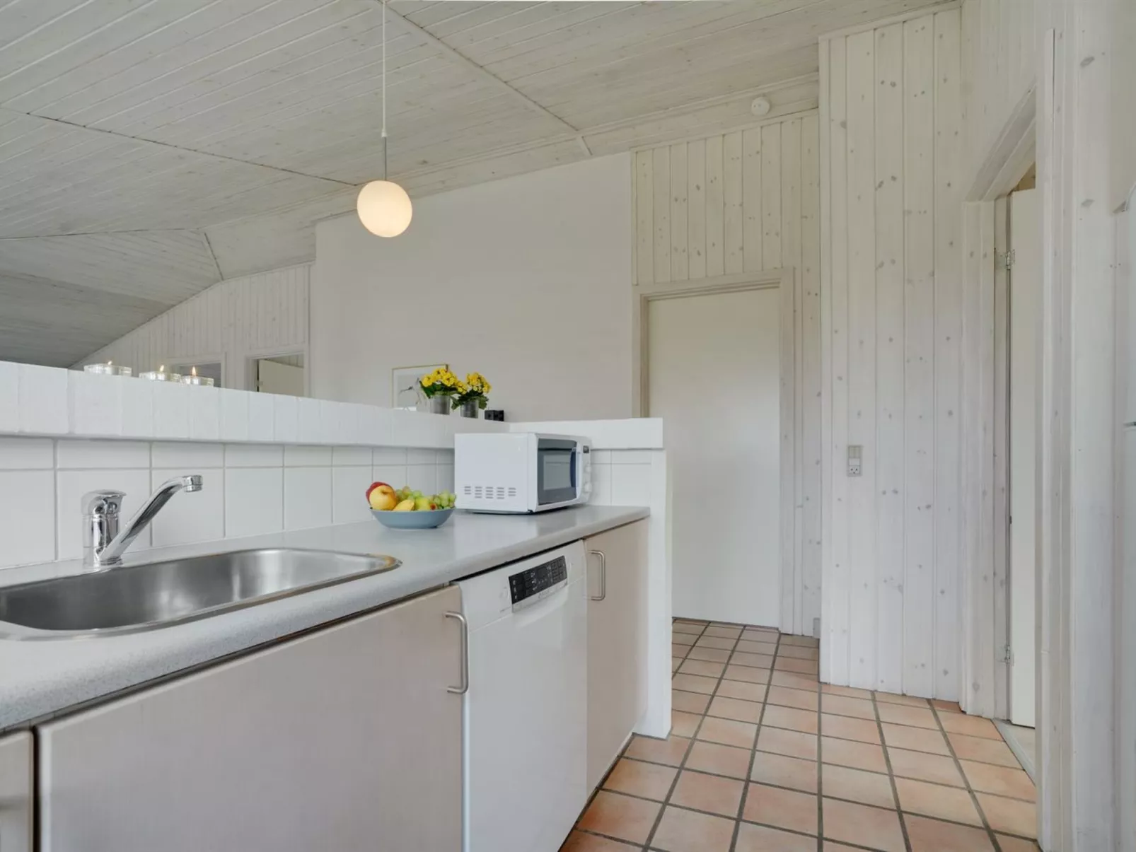 "Nyssa" - 350m from the sea-Drinnen