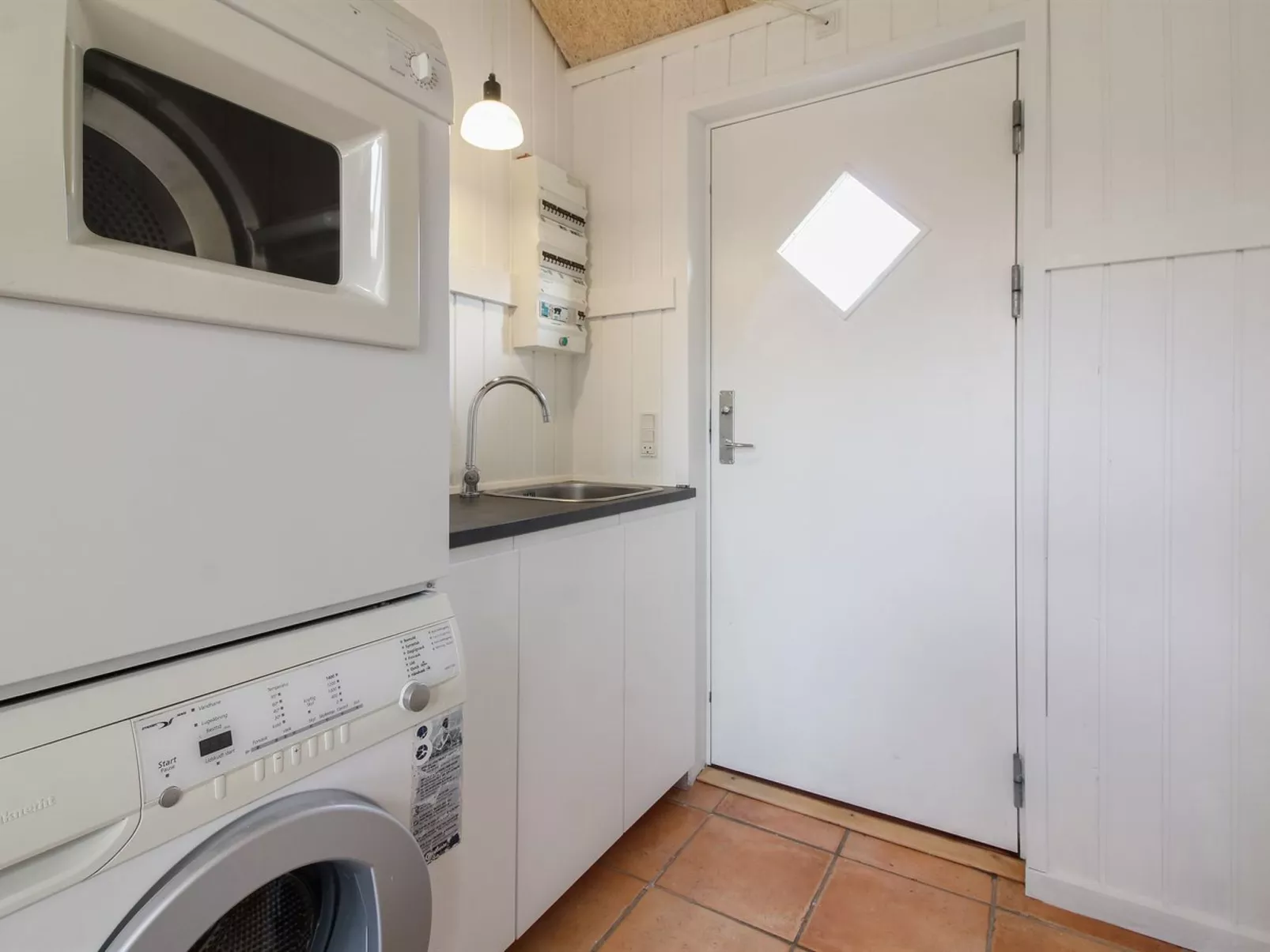 "Aved" - 350m from the sea-Inside