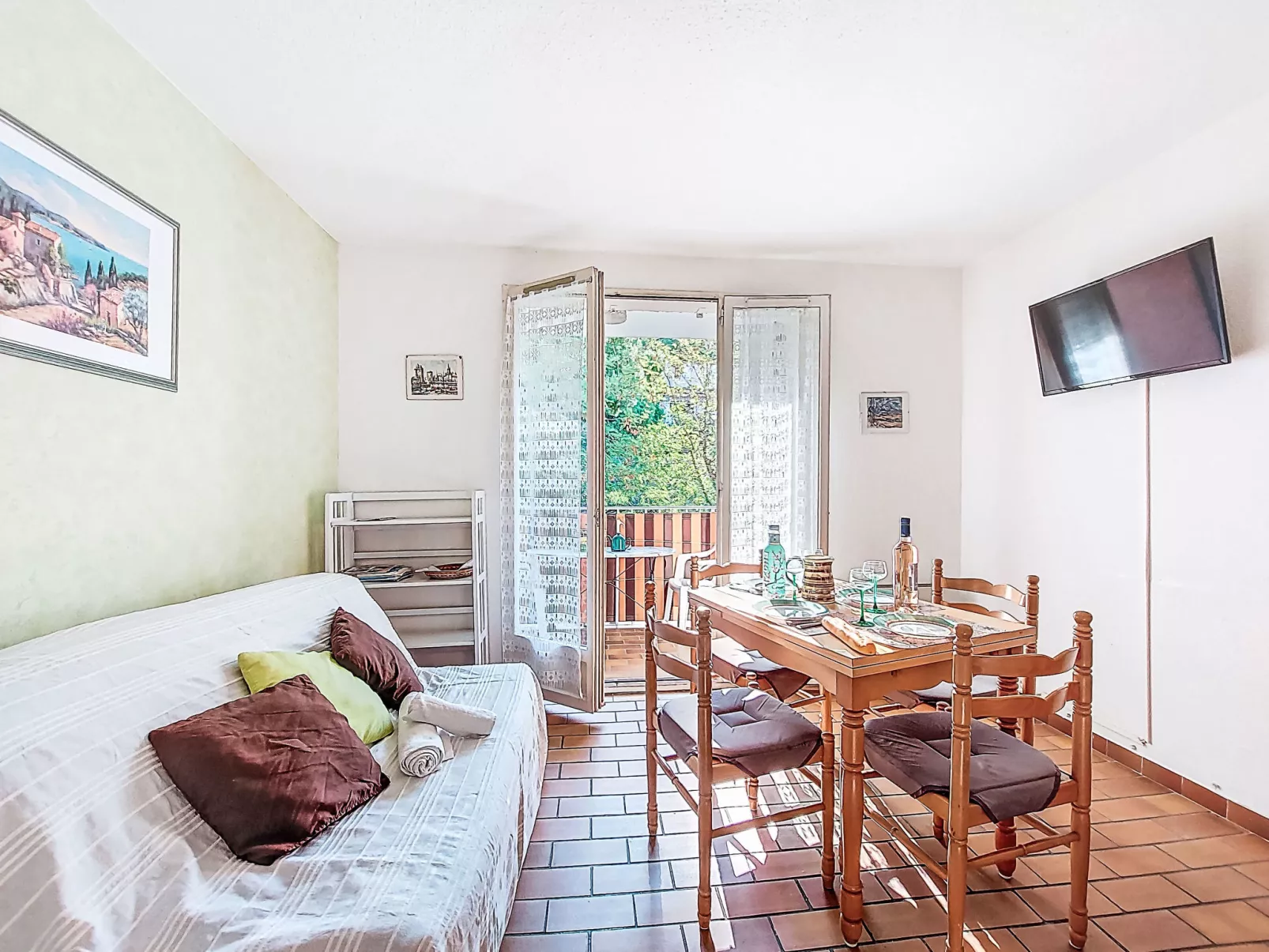 Les Aigues Marines-Inside