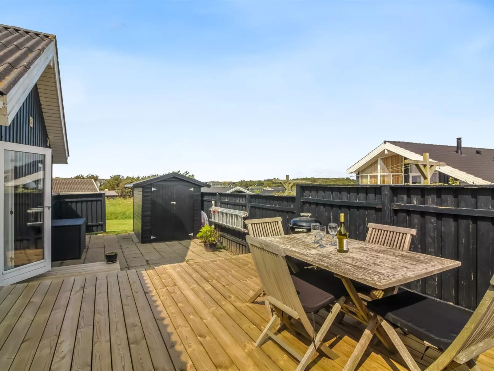 "Wifred" - 250m from the sea-Dehors