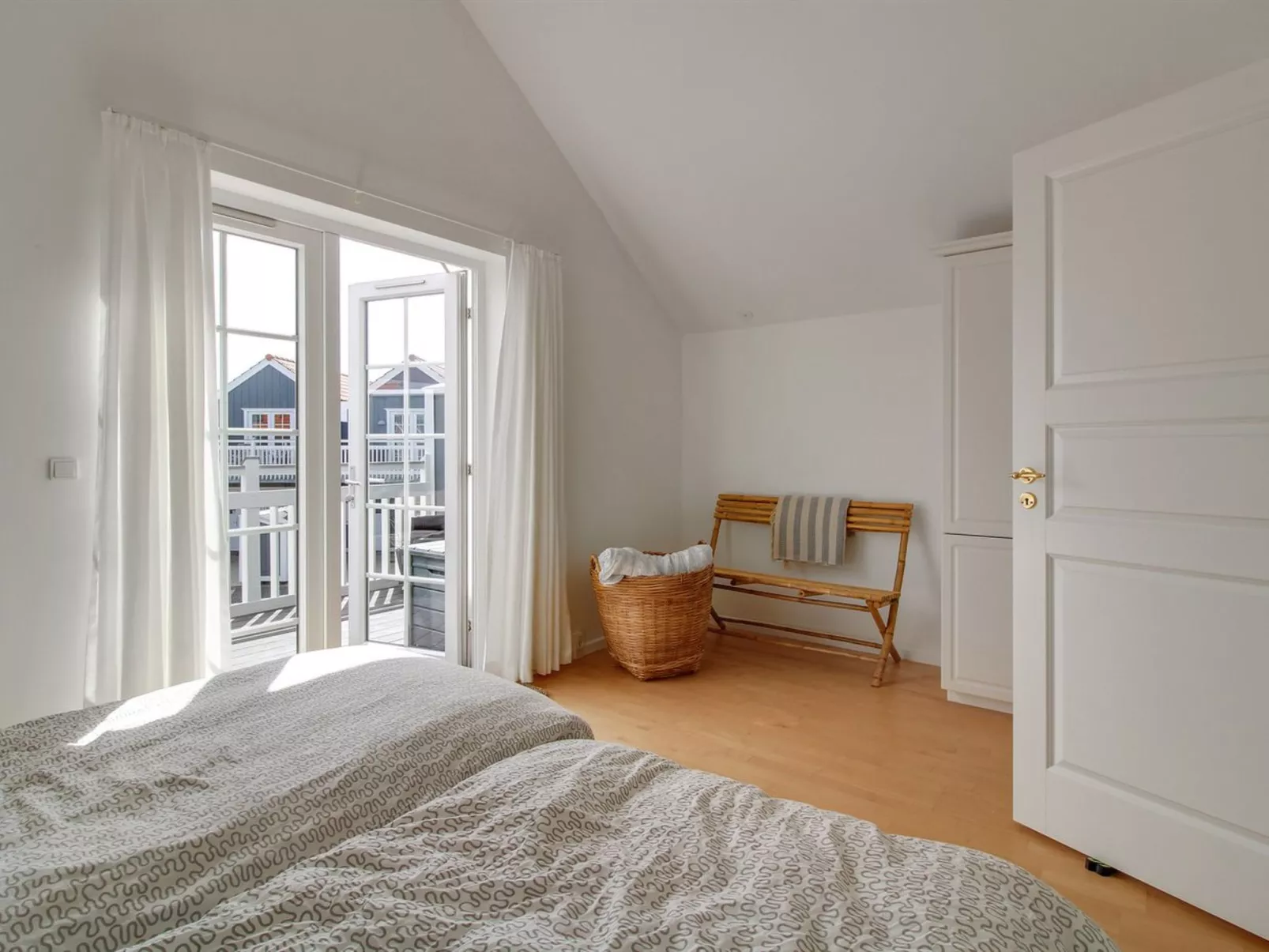 "Vinny" - 1.2km from the sea-Dedans