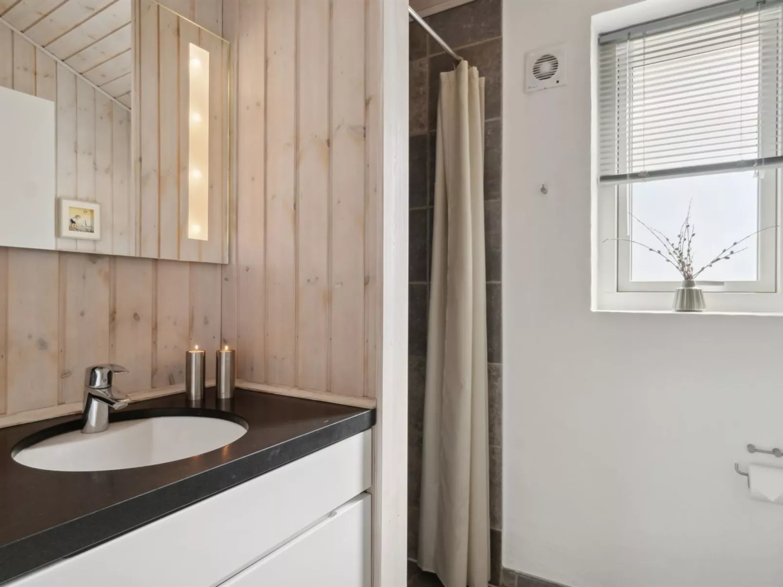 "Ohto" - 281m from the sea-Dedans