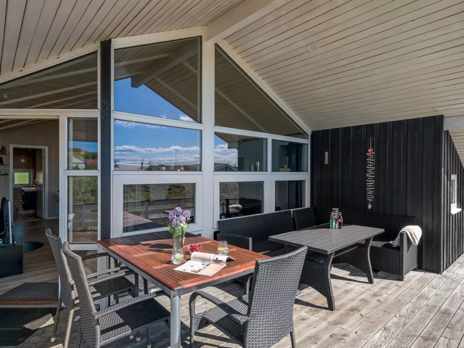 "Sylta" -  from the sea-Outside