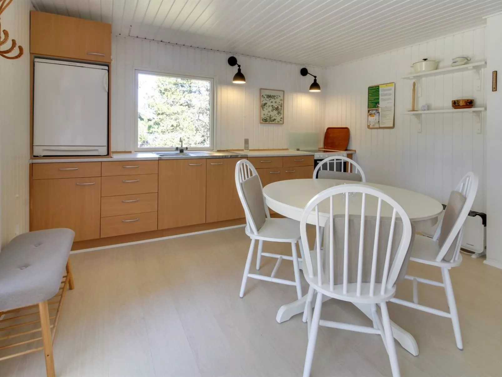 "Aulikki" - 900m from the sea-Dedans