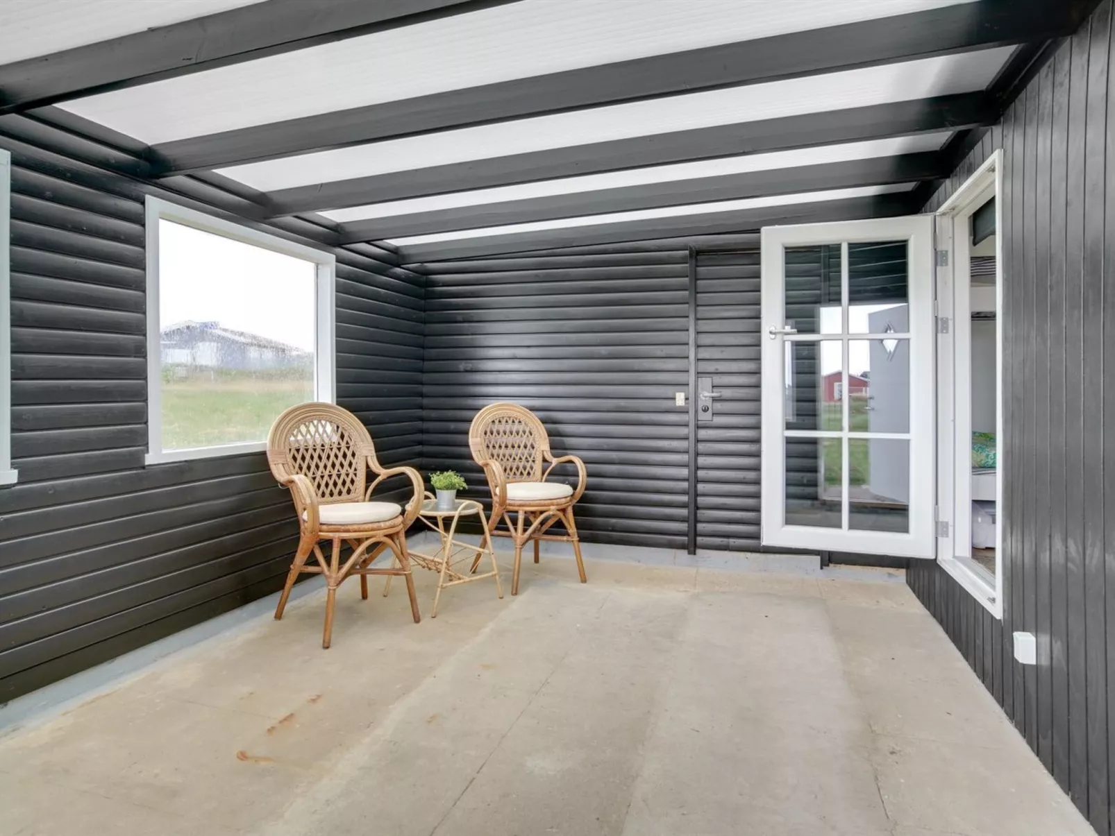 "Adina" - 50m from the sea-Inside