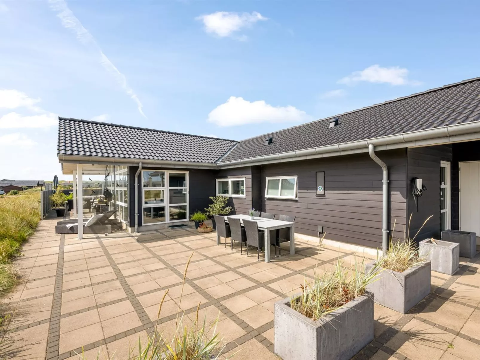 "Ennie" -  from the sea-Outside