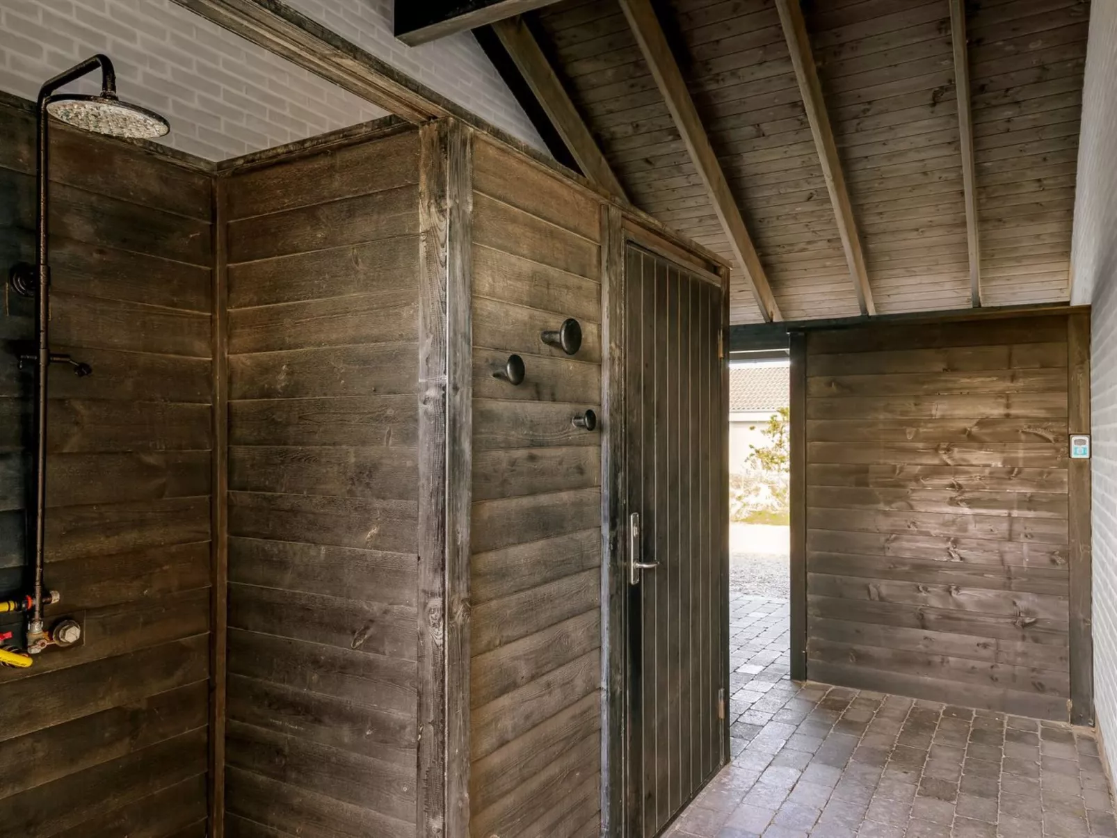 "Hornbogi" - 300m from the sea-Draußen