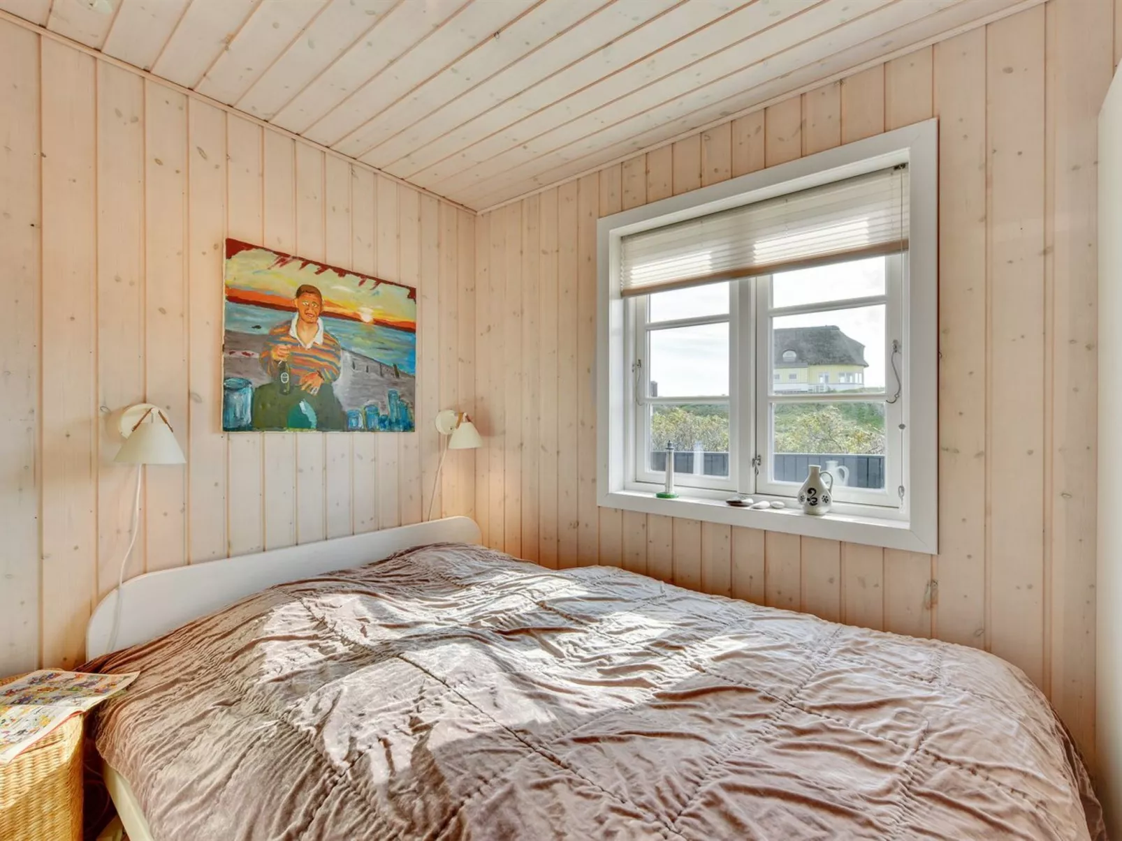 "Ayu" - 100m from the sea-Drinnen