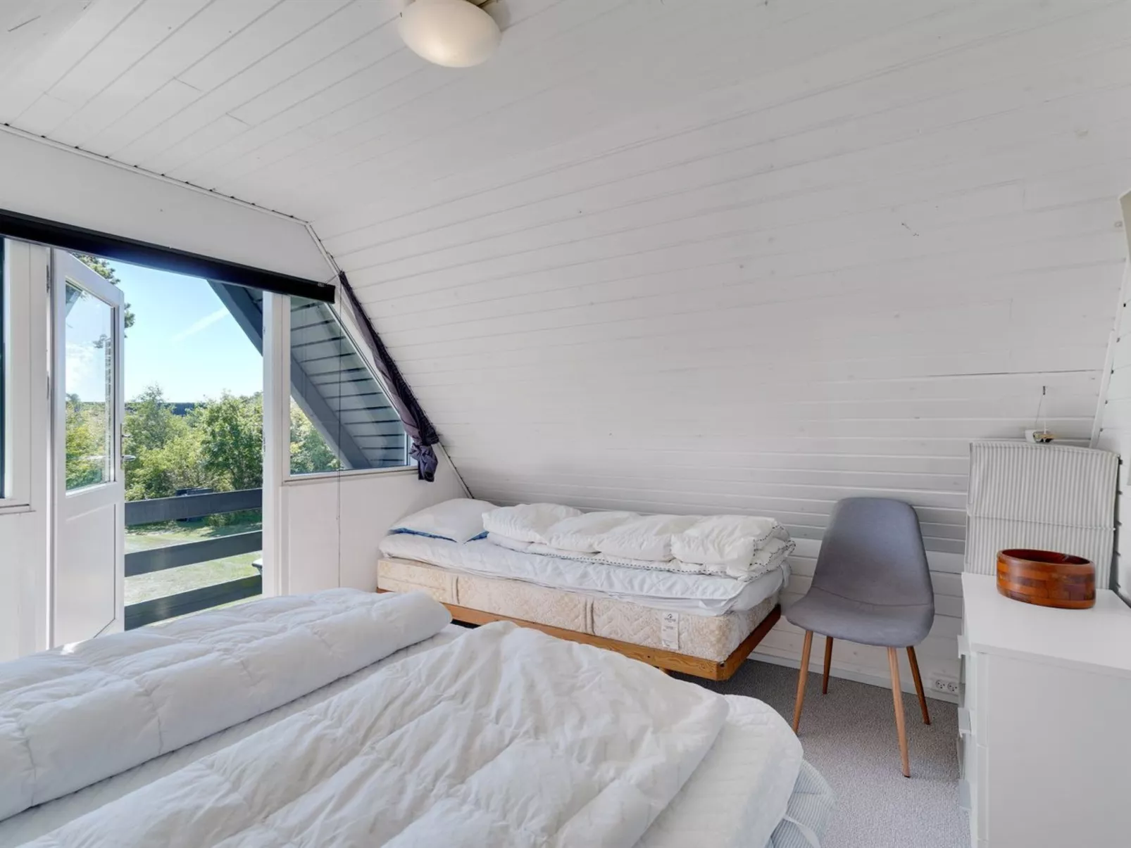 "Amelia" - 250m to the fjord-Inside