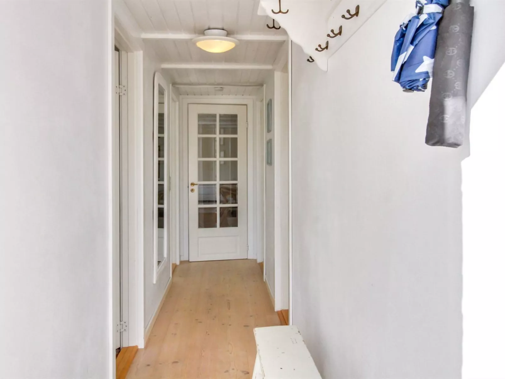 "Iivari" - 1.5km from the sea-Inside