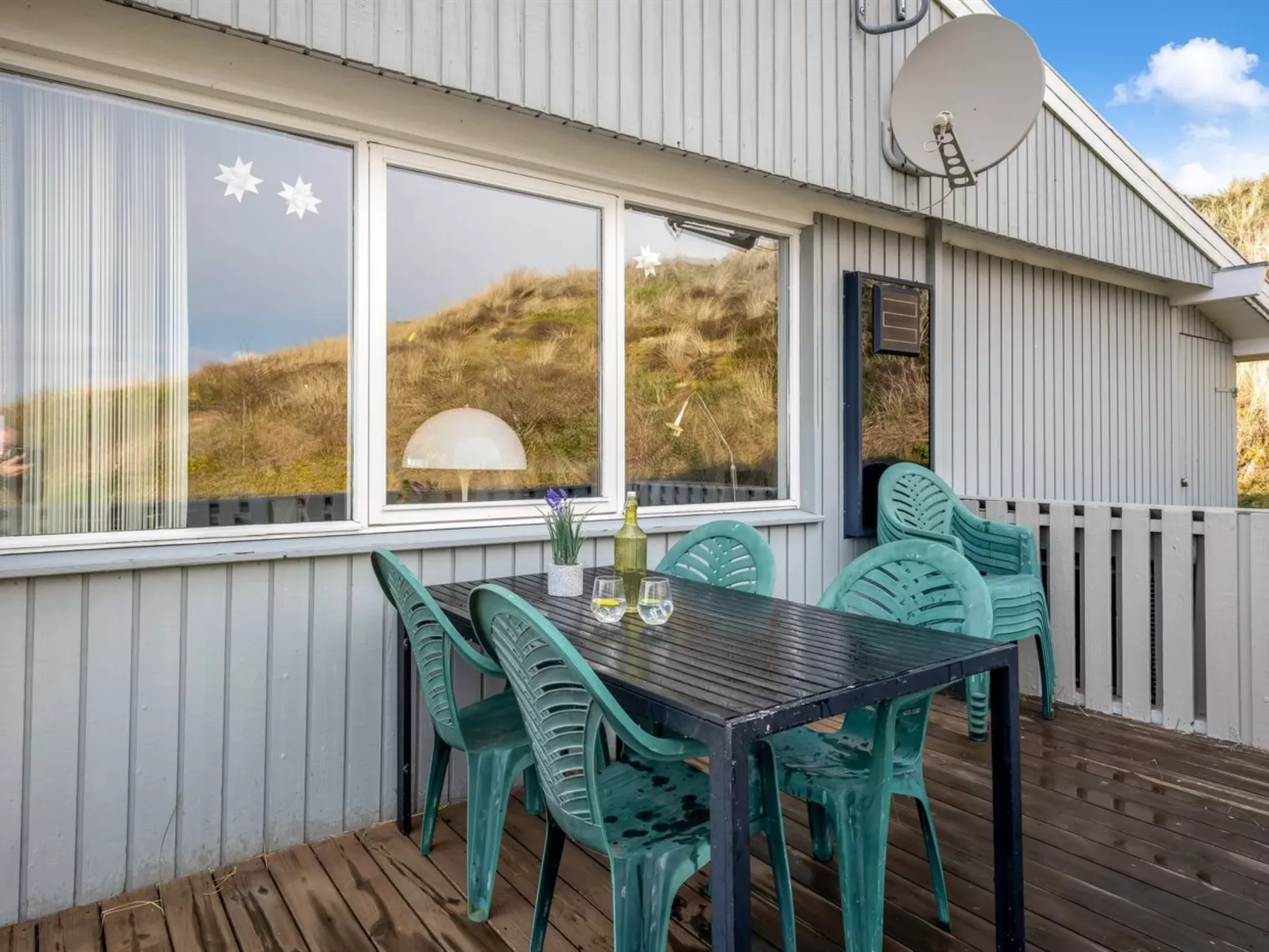 "Sutere" - 200m to the fjord-Outside