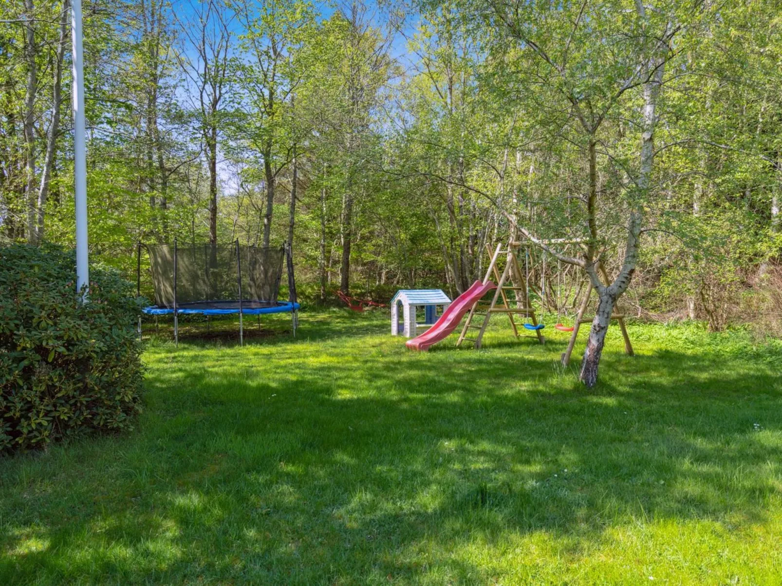 "Therbern" - 1.7km from the sea-Outside