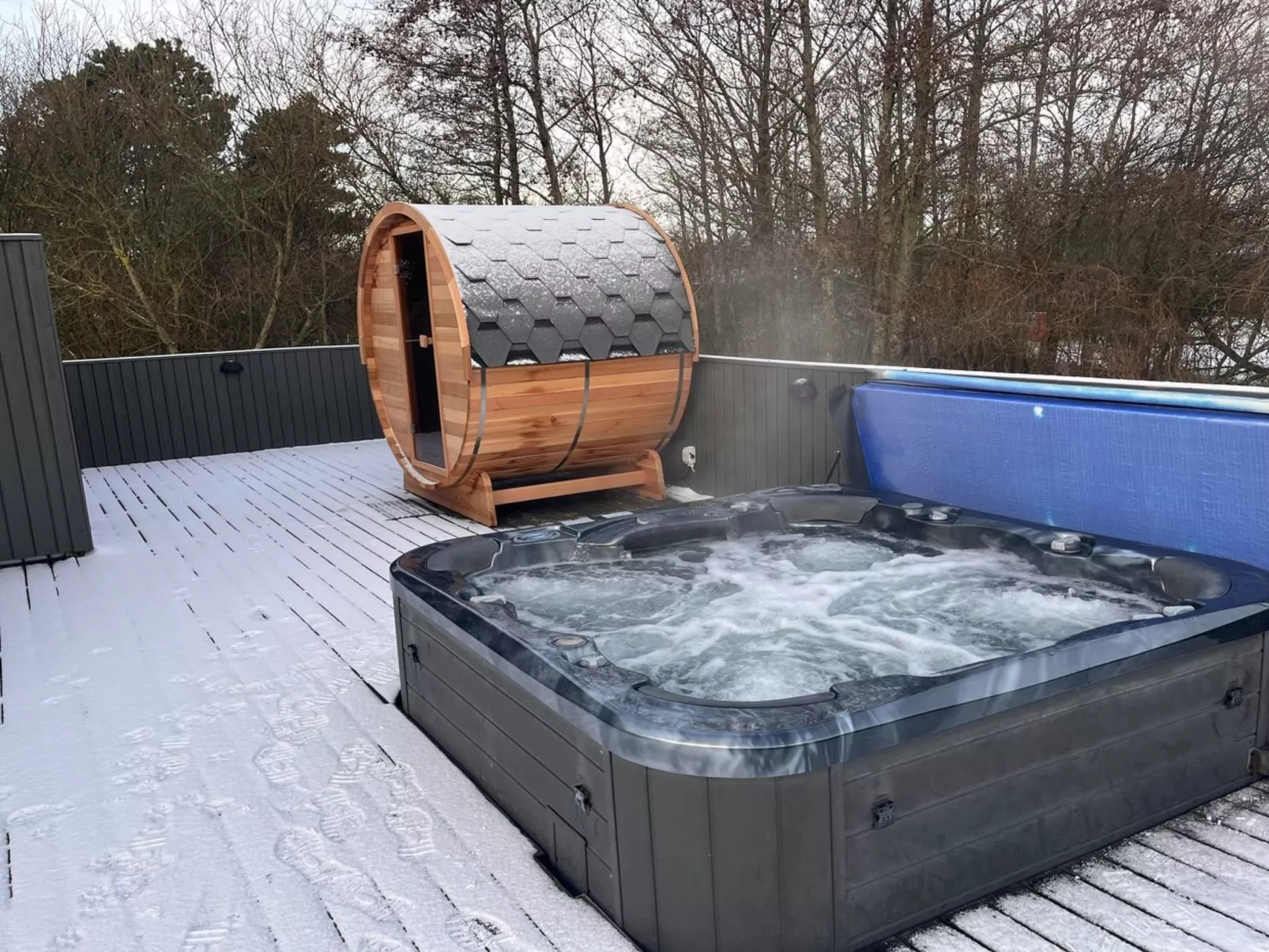 "Jonna" - 700m from the sea-Dedans