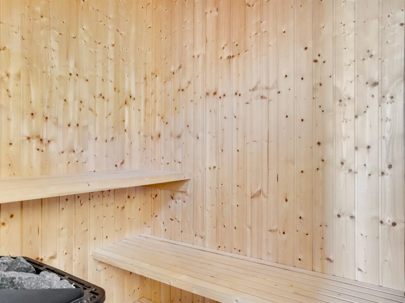 "Edle" - 300m from the sea-Inside