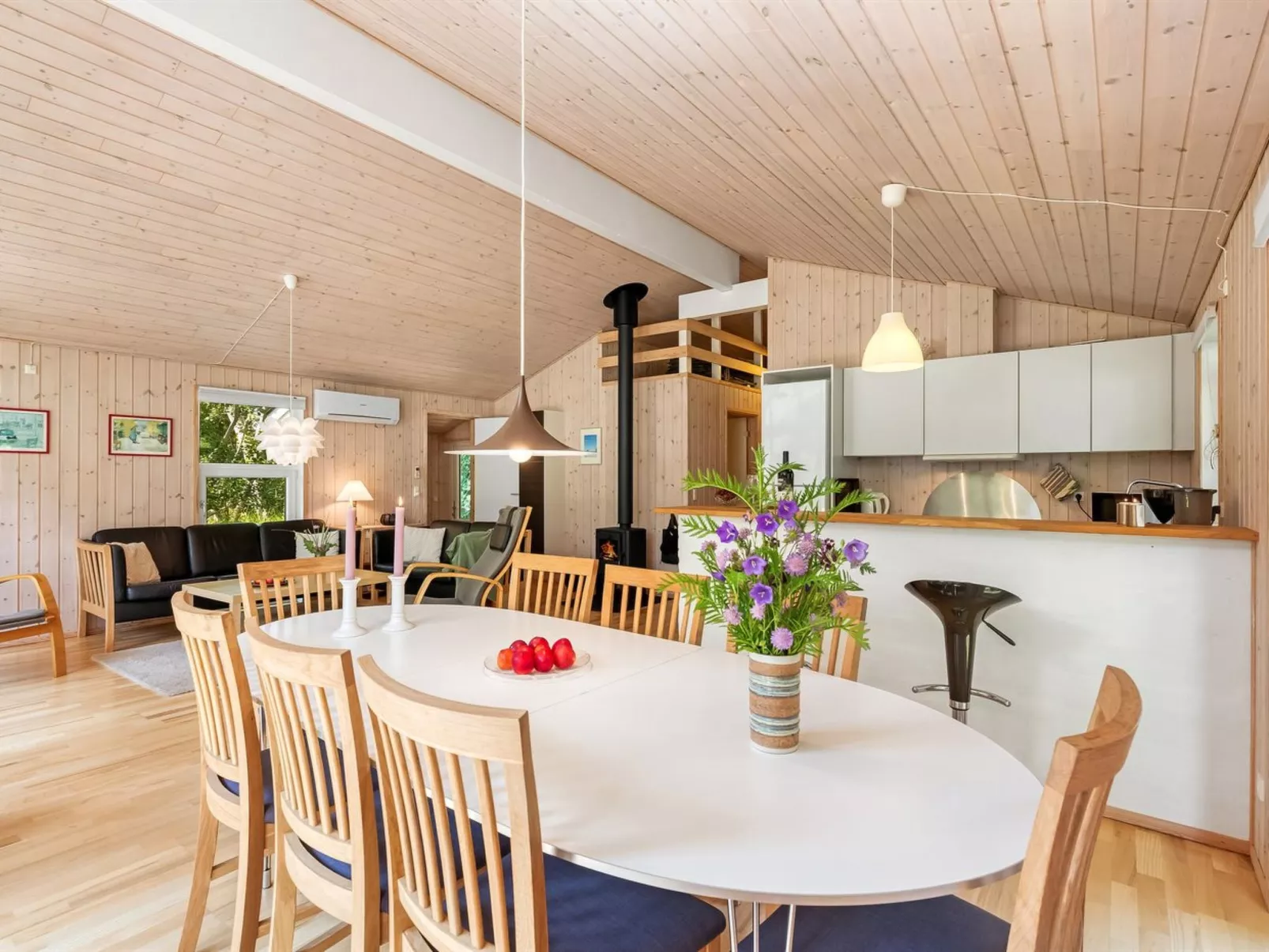 "Hertta" - 200m from the sea-Drinnen