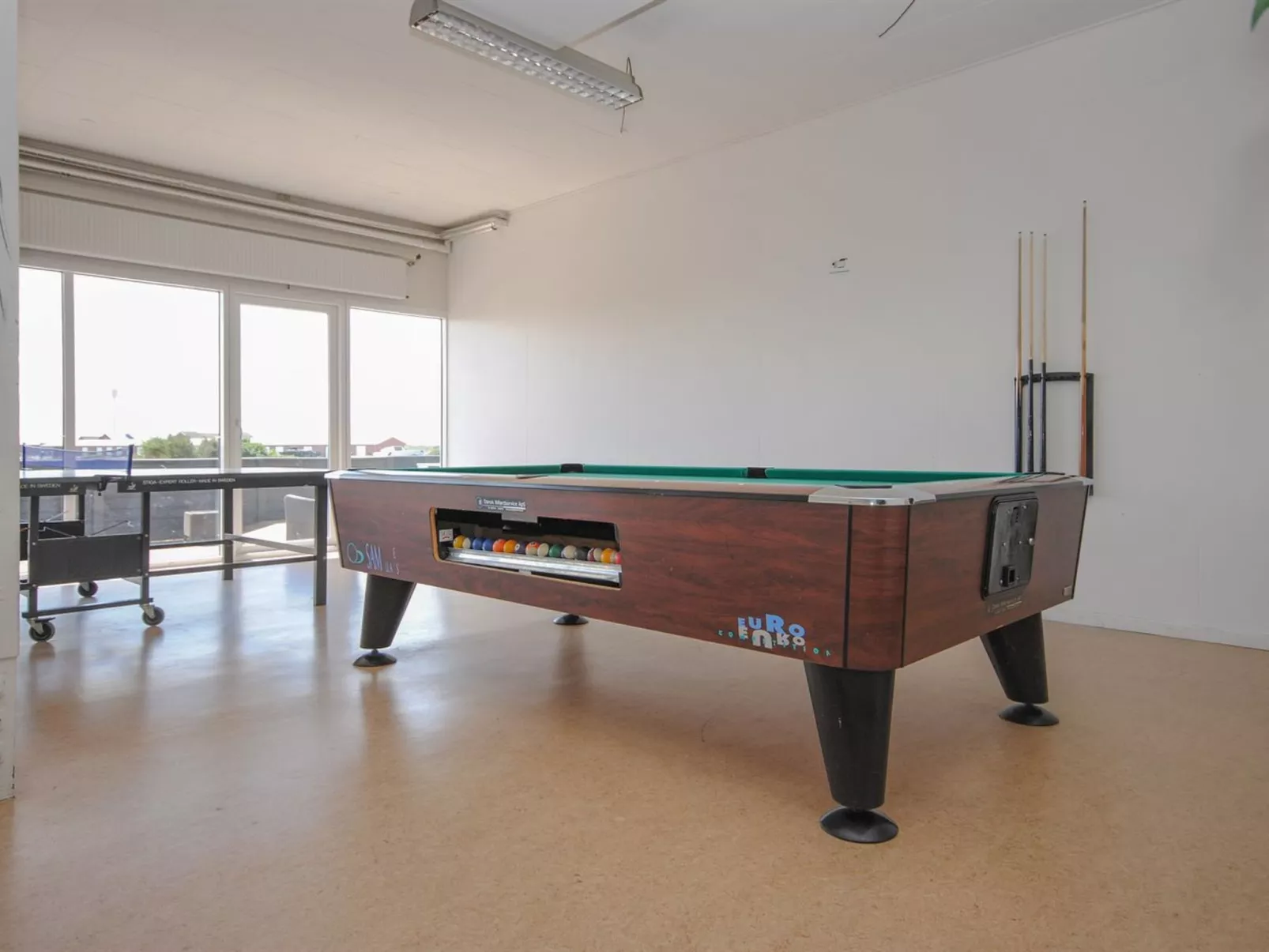 "Dineke" - 200m to the fjord-Dedans