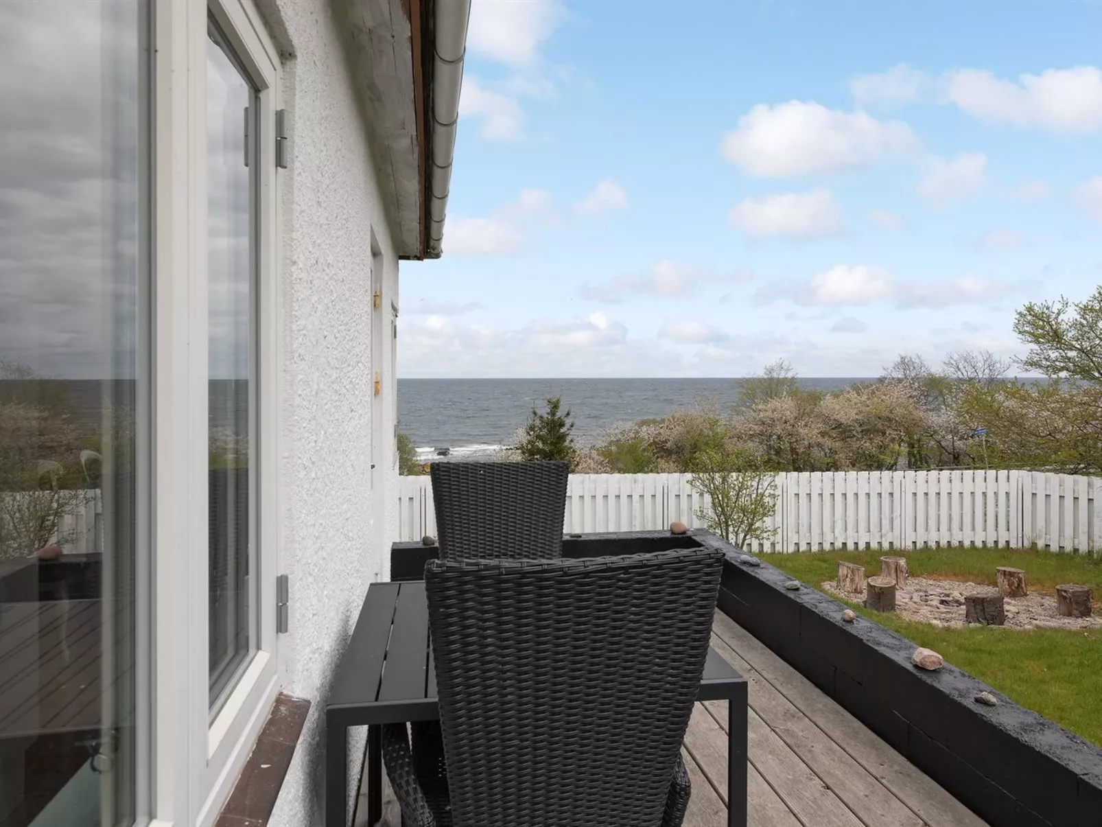 "Ensio" - 150m from the sea-Draußen