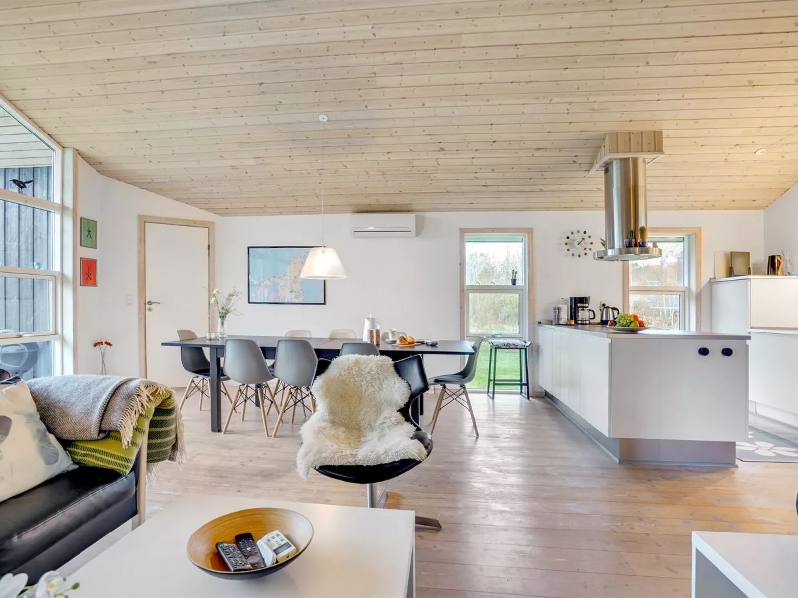 "Elni" - 900m from the sea-Inside