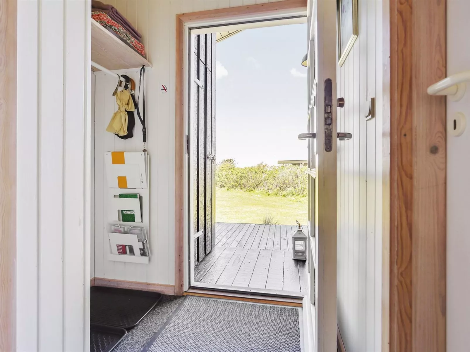 "Myriam" - 200m from the sea-Drinnen