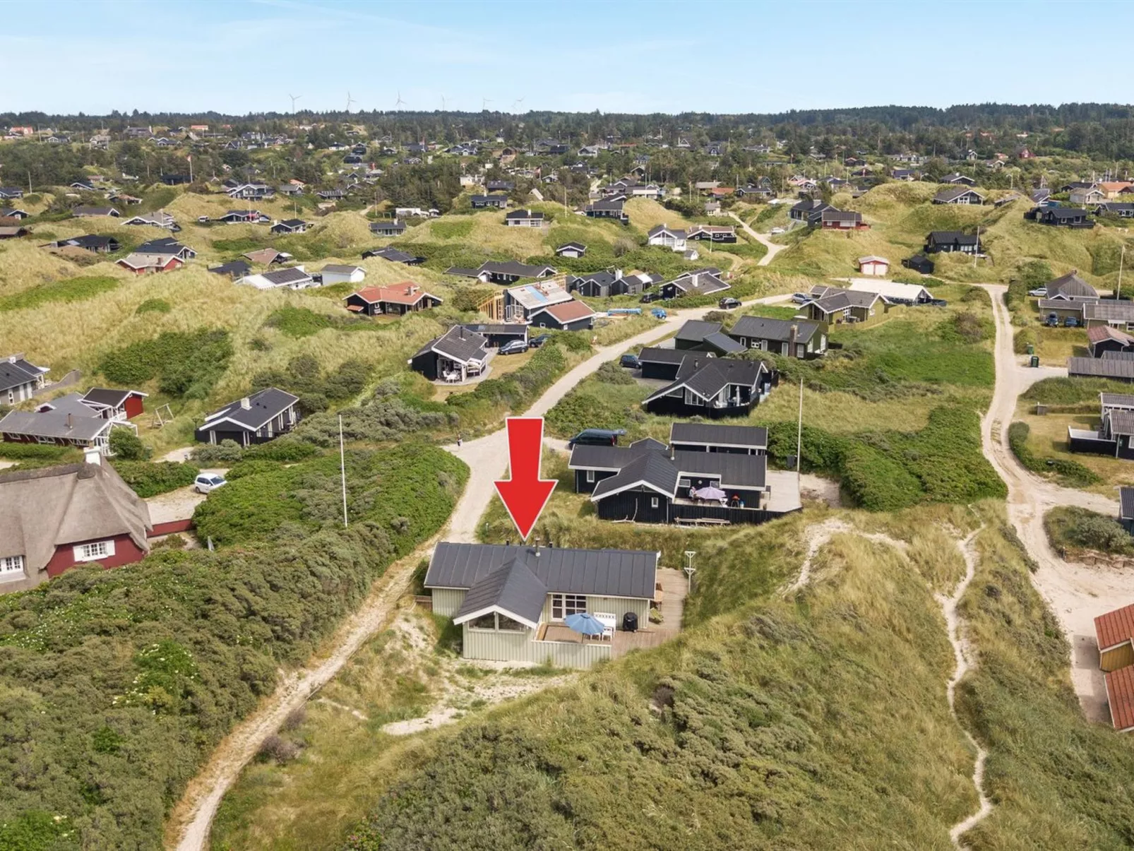 "Erwith" - 50m from the sea-Outside