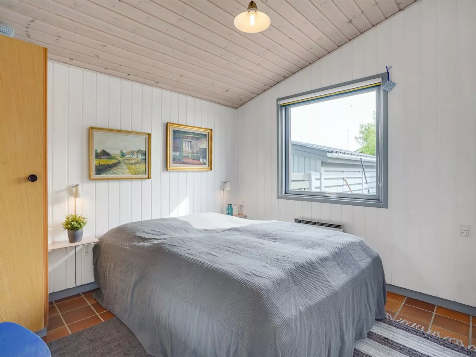 "Elise" - 800m from the sea-Inside