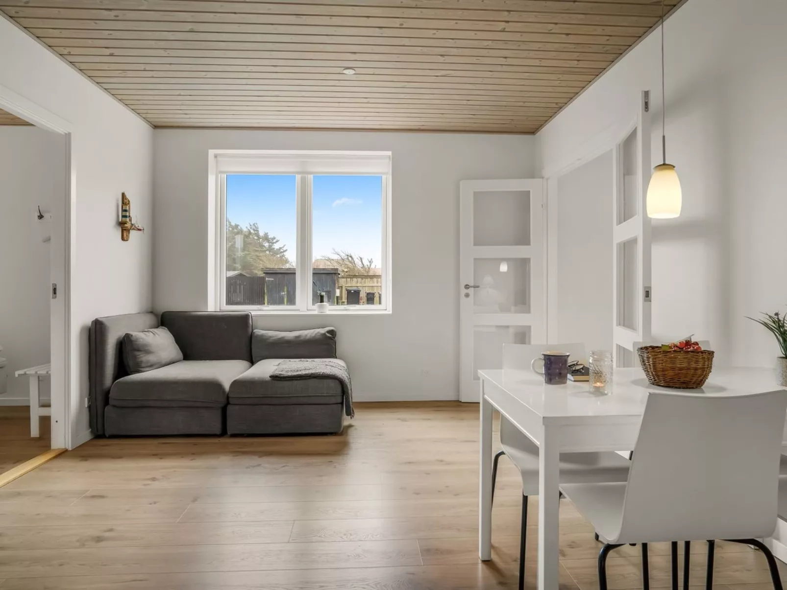 "Elmo" - 300m from the sea-Drinnen