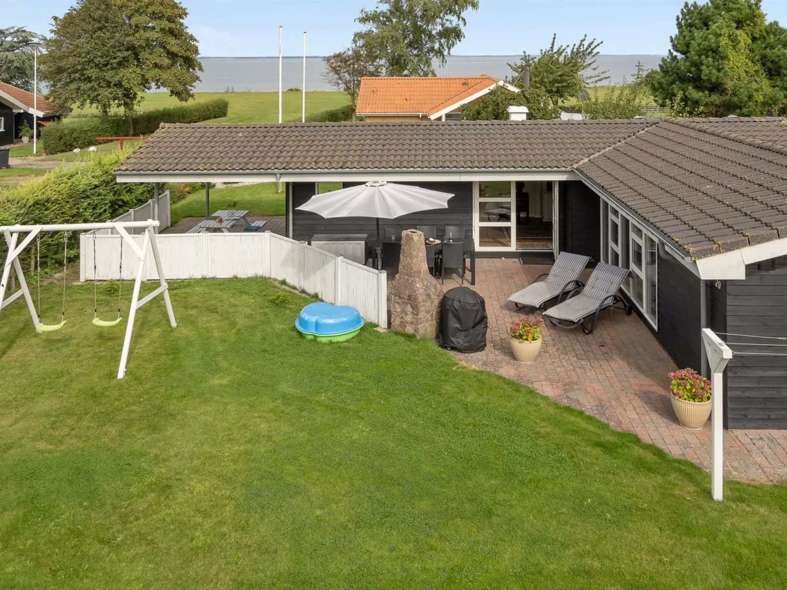 "Gull" - 150m from the sea-Outside