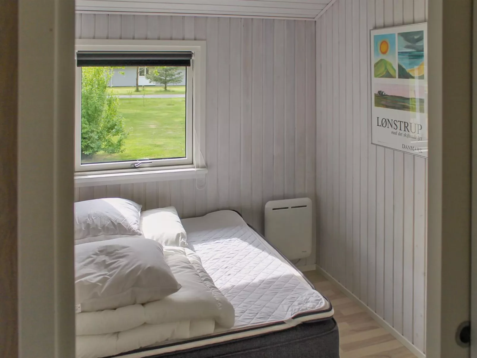 "Suna" - 1.3km from the sea-Inside