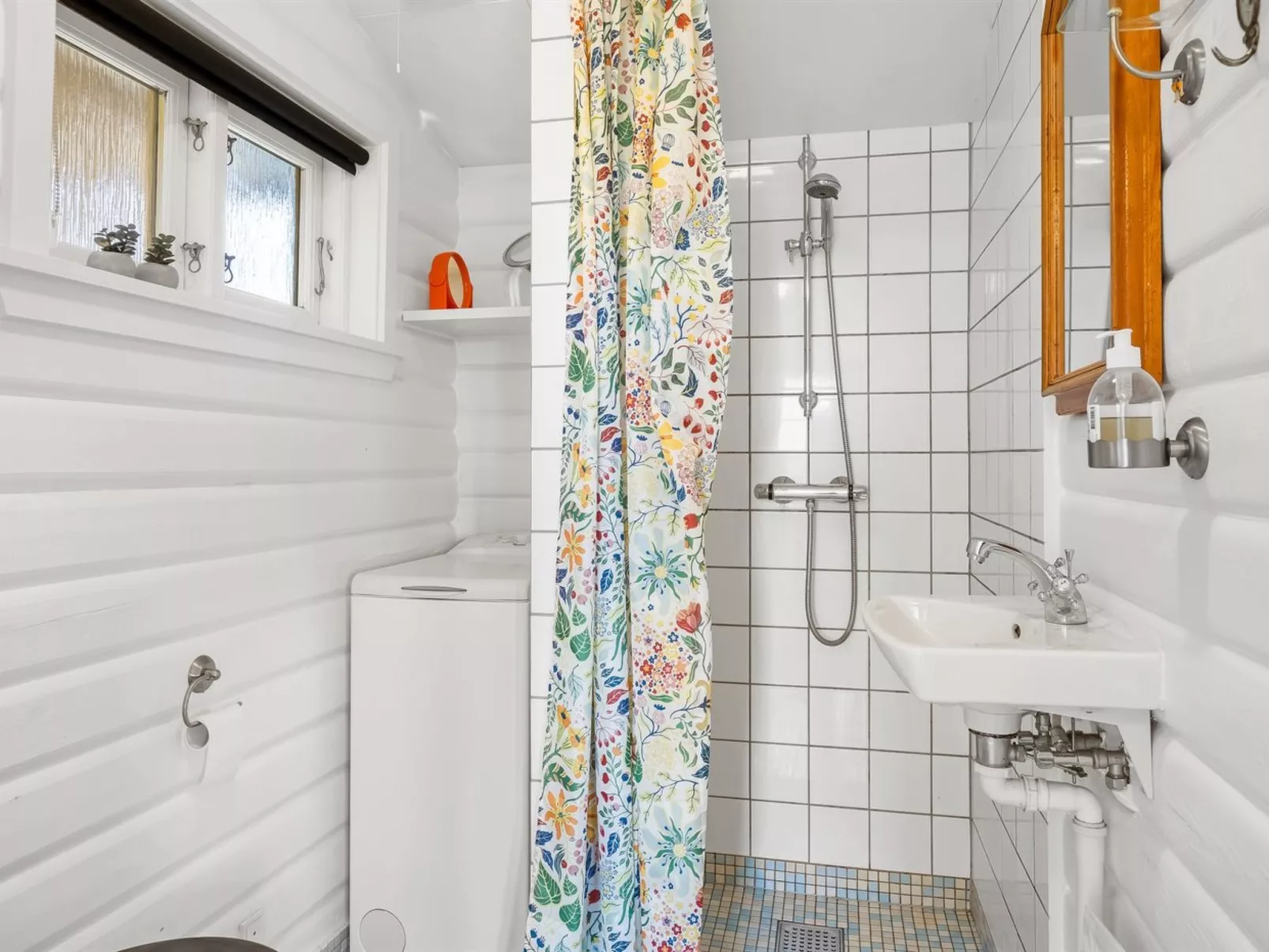 "Kristiarn" - 325m from the sea-Inside