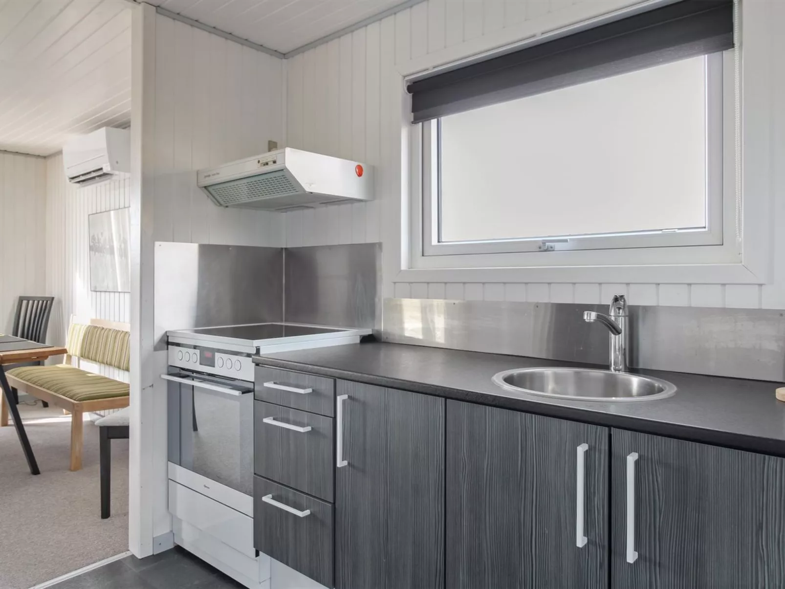 "Stojmena" - 200m from the sea-Dedans