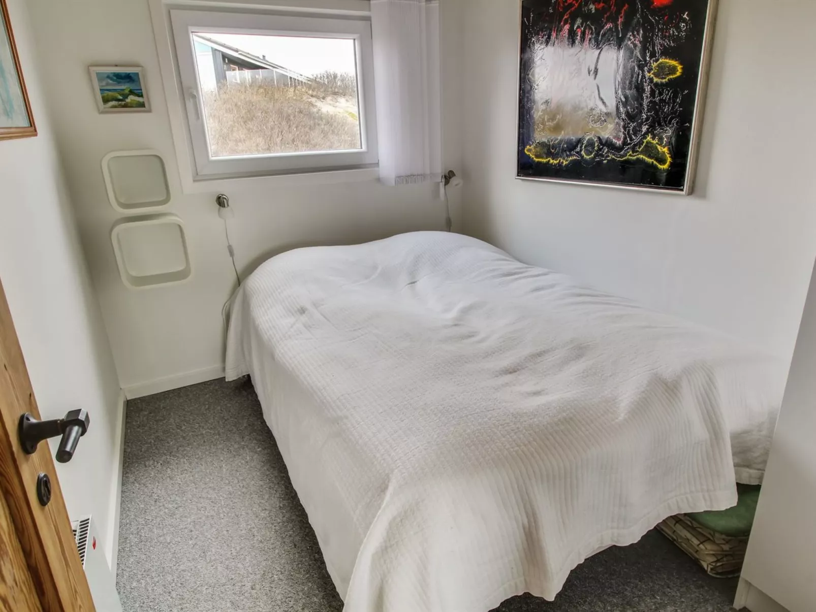 "Ute" - 200m from the sea-Inside