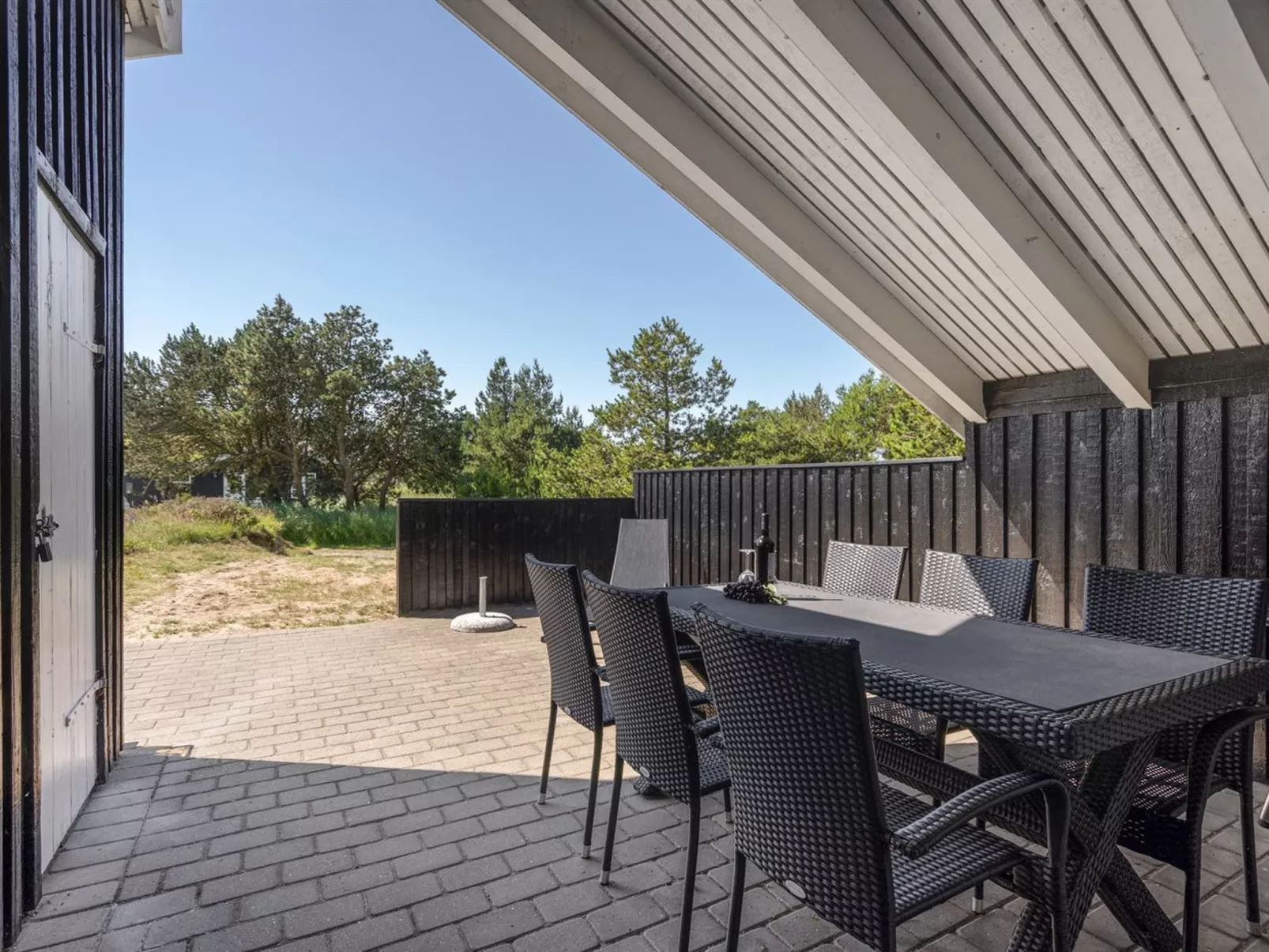 "Thera" - 2.8km from the sea-Outside